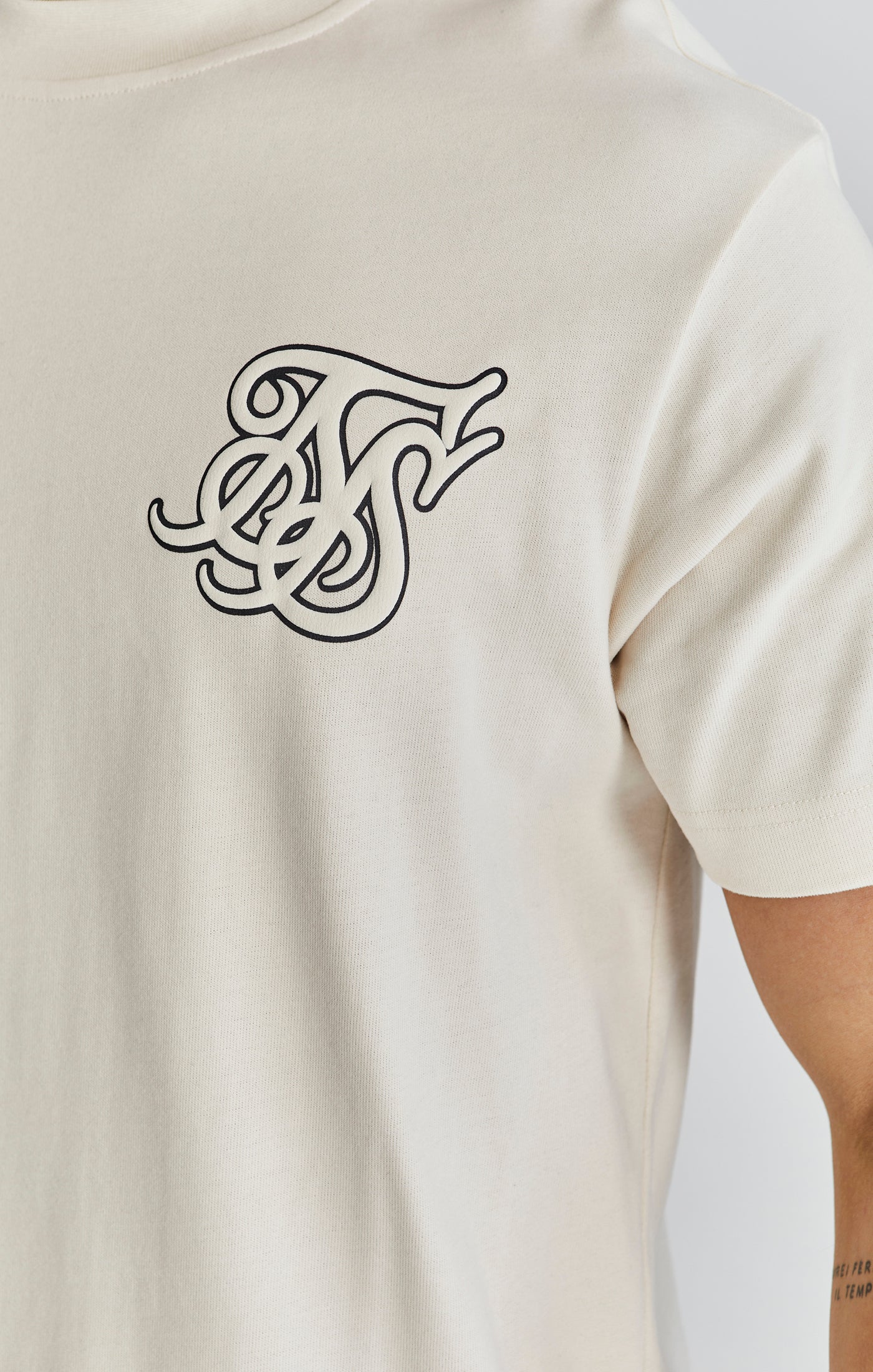 Maglietta con logo in ecru T-shirt SikSilk
