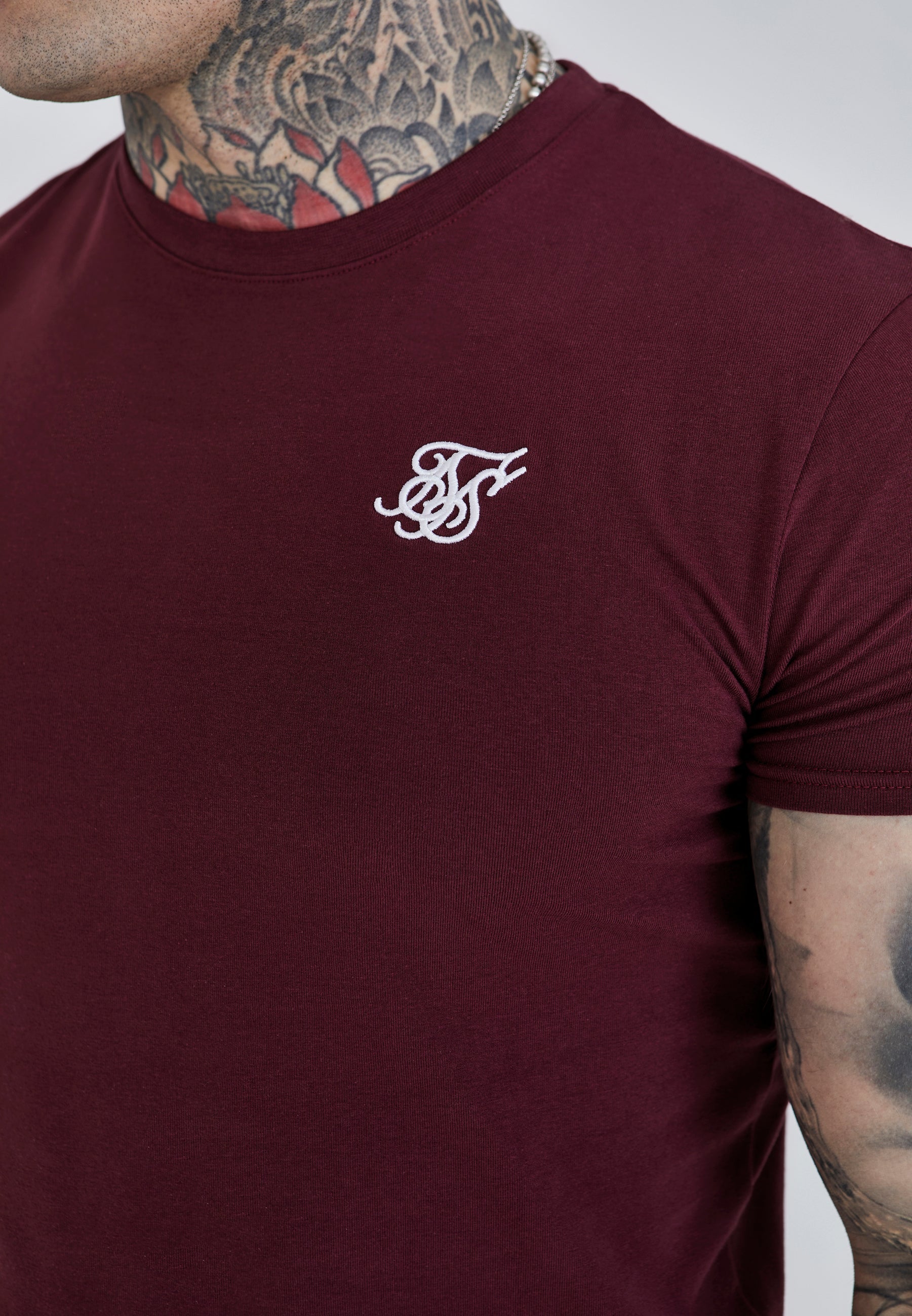 T-shirt Essentials in Borgogna T-shirt SikSilk