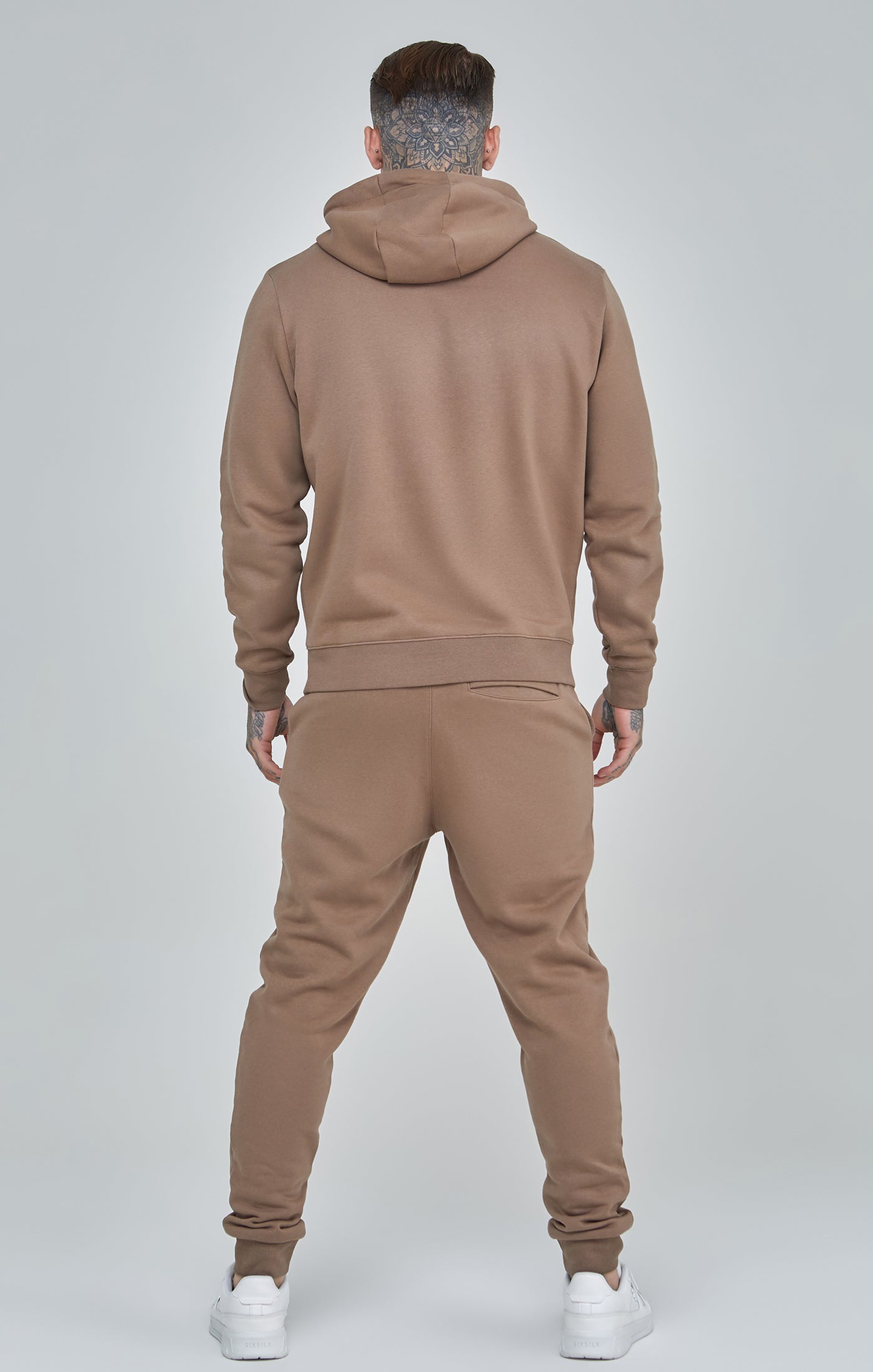 Joggers essenziali in pantaloni marroni SikSilk