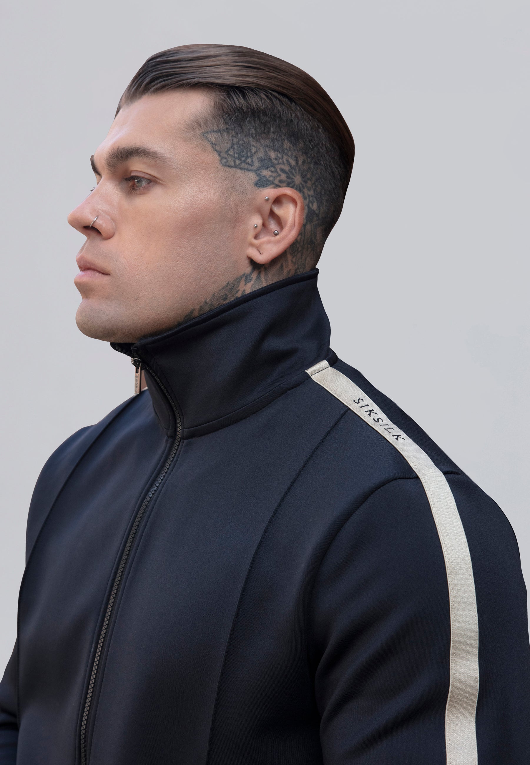 Top in felpa nero SikSilk