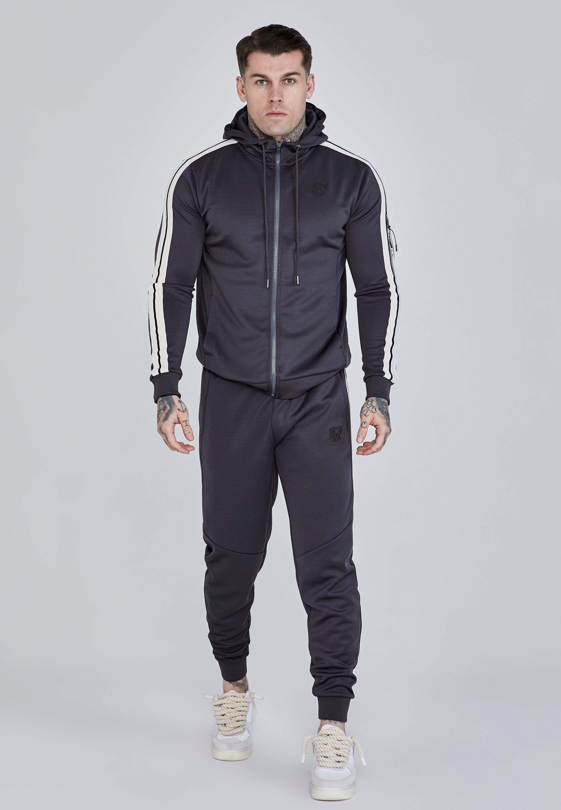 Joggers dal taglio rilassato in pantaloni grigi SikSilk