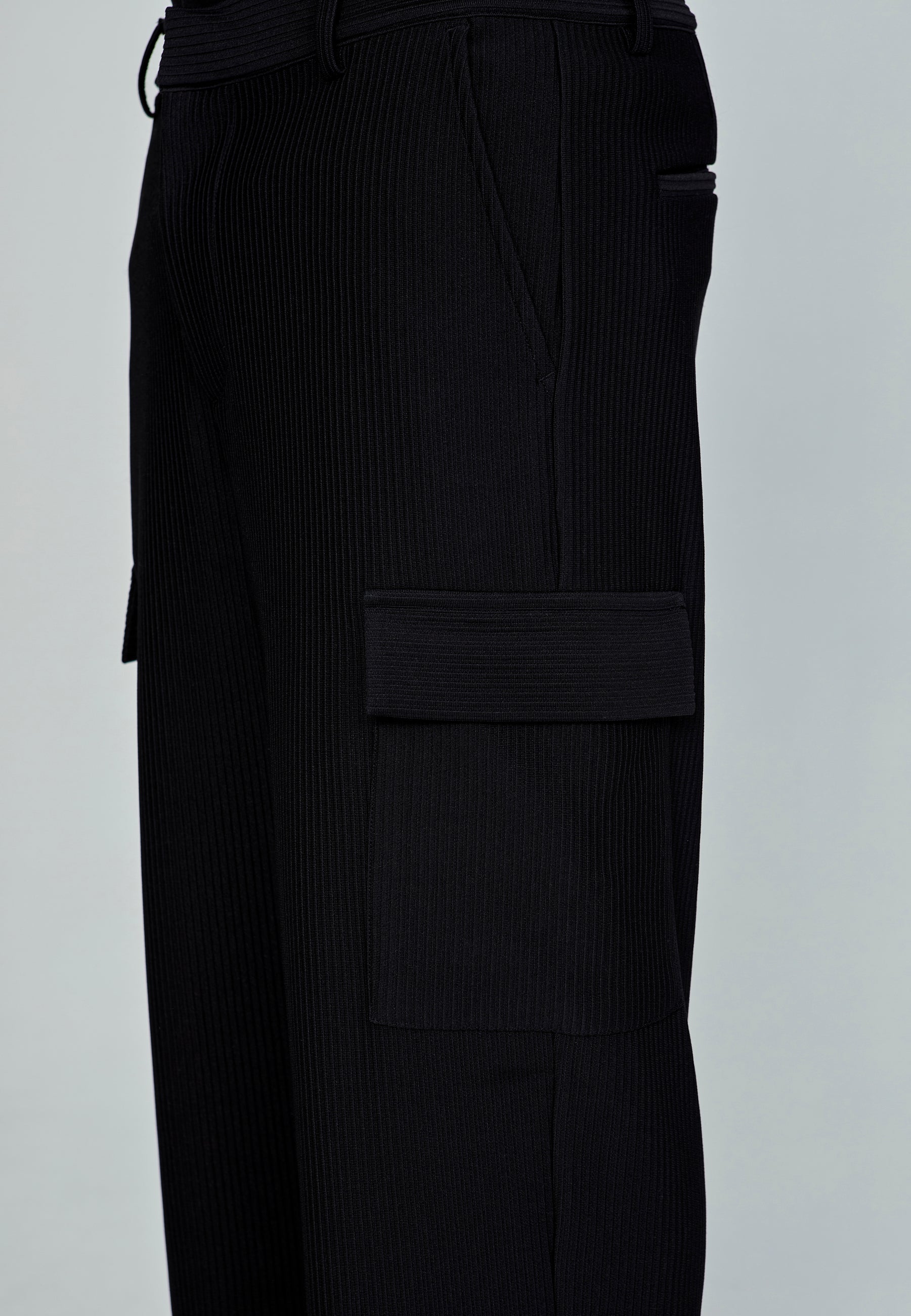Pantaloni Cargo in nero Pantaloni SikSilk