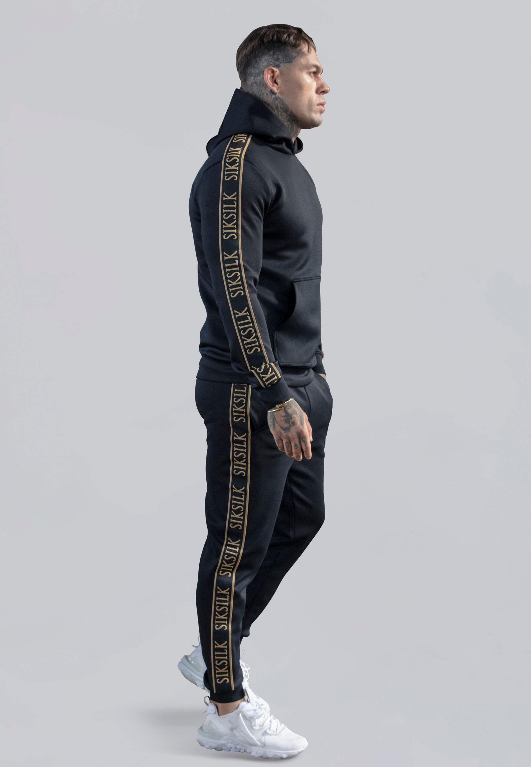Maglioni Felpa con cappuccio in nero SikSilk