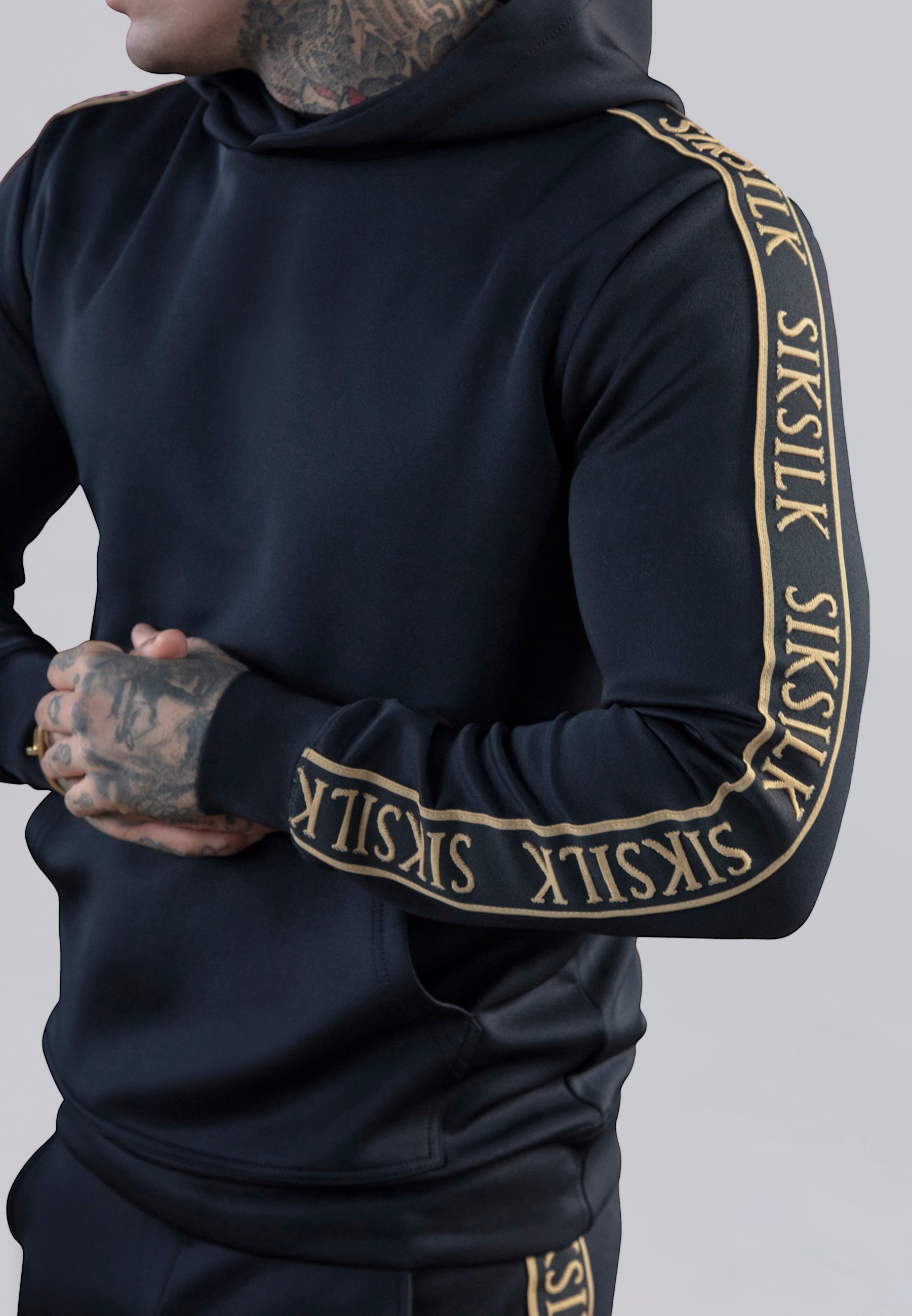 Maglioni Felpa con cappuccio in nero SikSilk