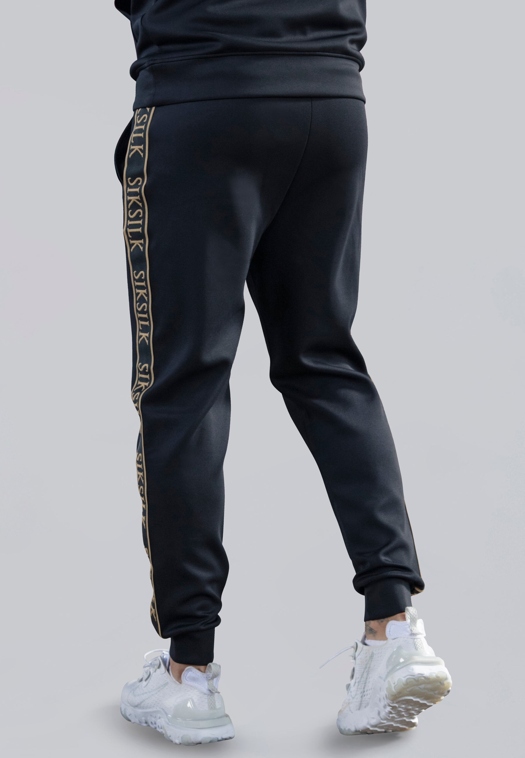 Joggers muscolosi in nero Pantaloni SikSilk