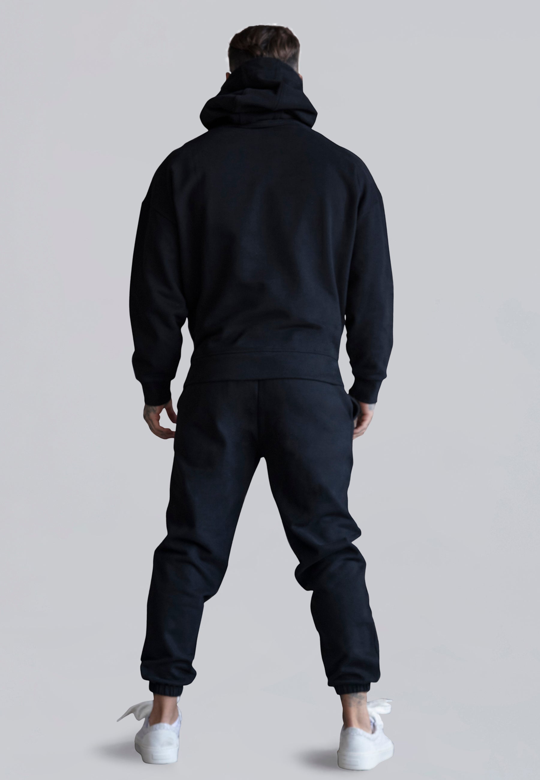 Joggers dal taglio rilassato in pantaloni neri SikSilk