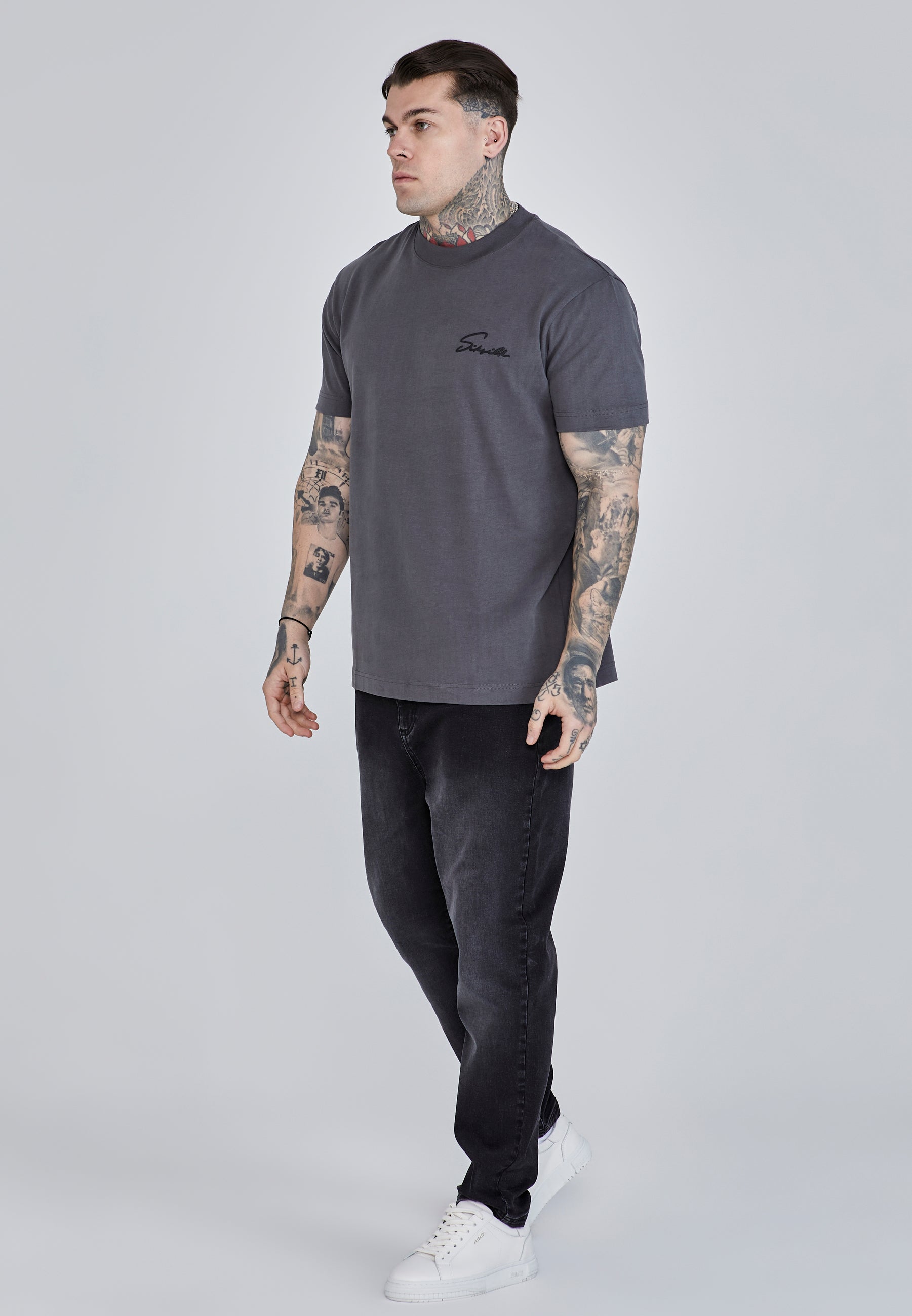 Maglietta Script in grigio Magliette SikSilk