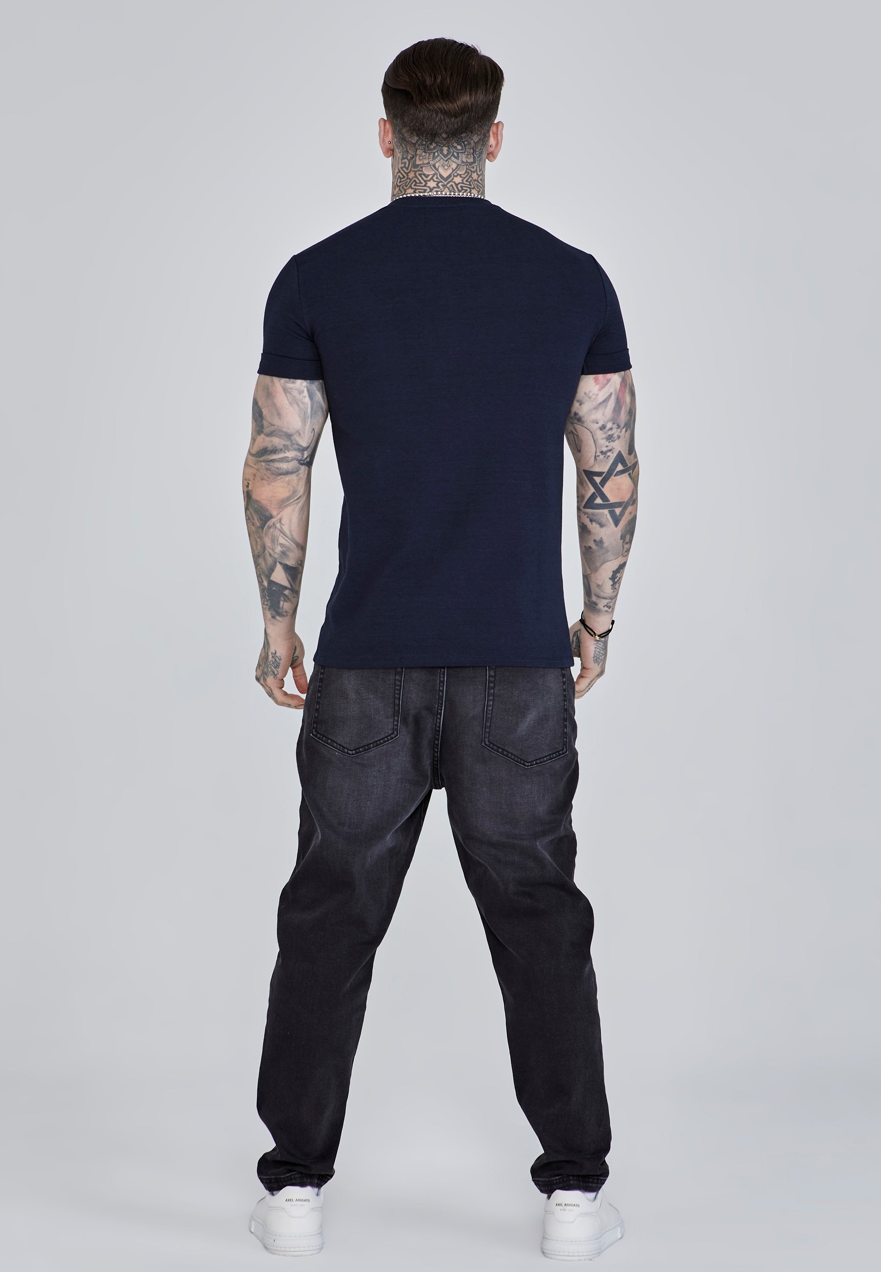 Maglietta con manica arrotolata in blu T-shirt SikSilk