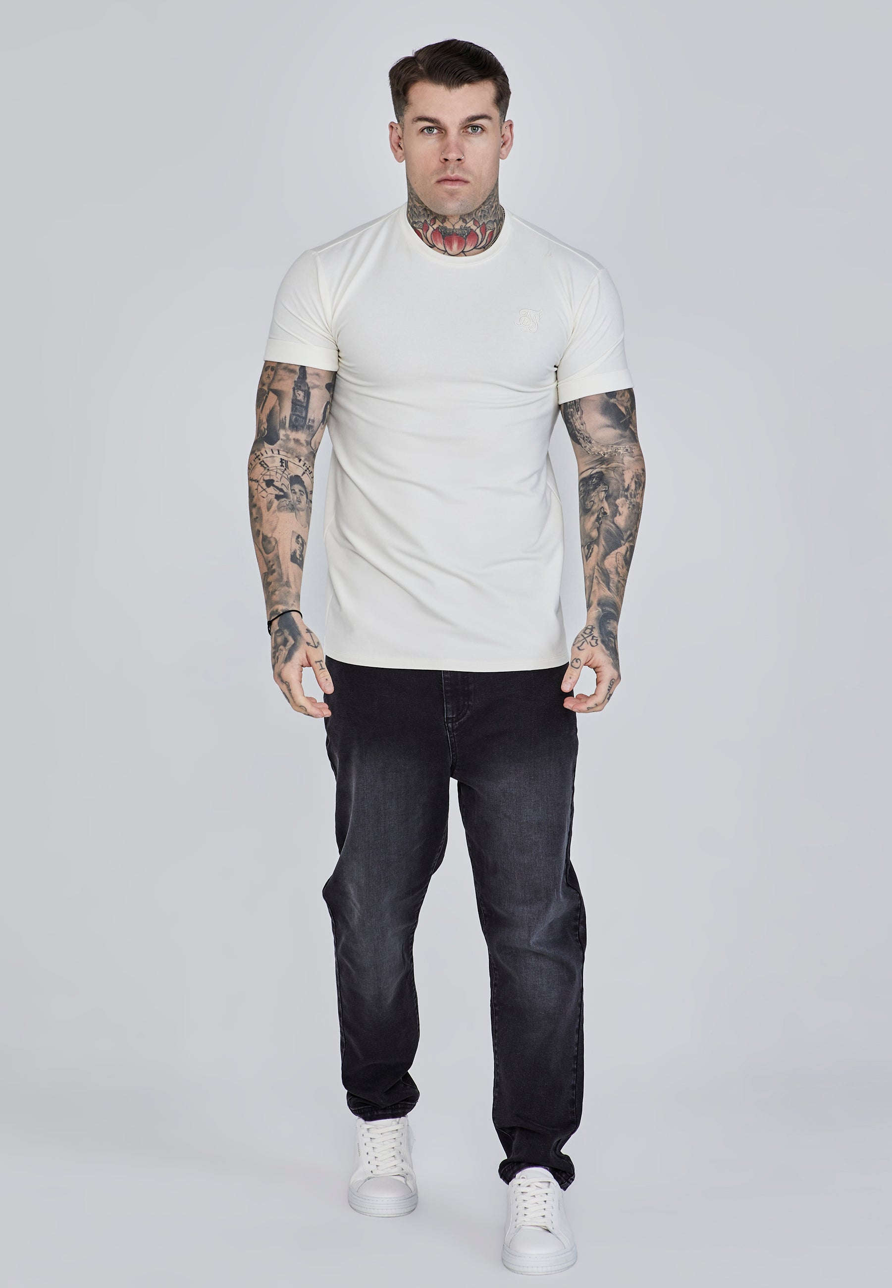 Maglietta con maniche arrotolate in ecru Magliette SikSilk