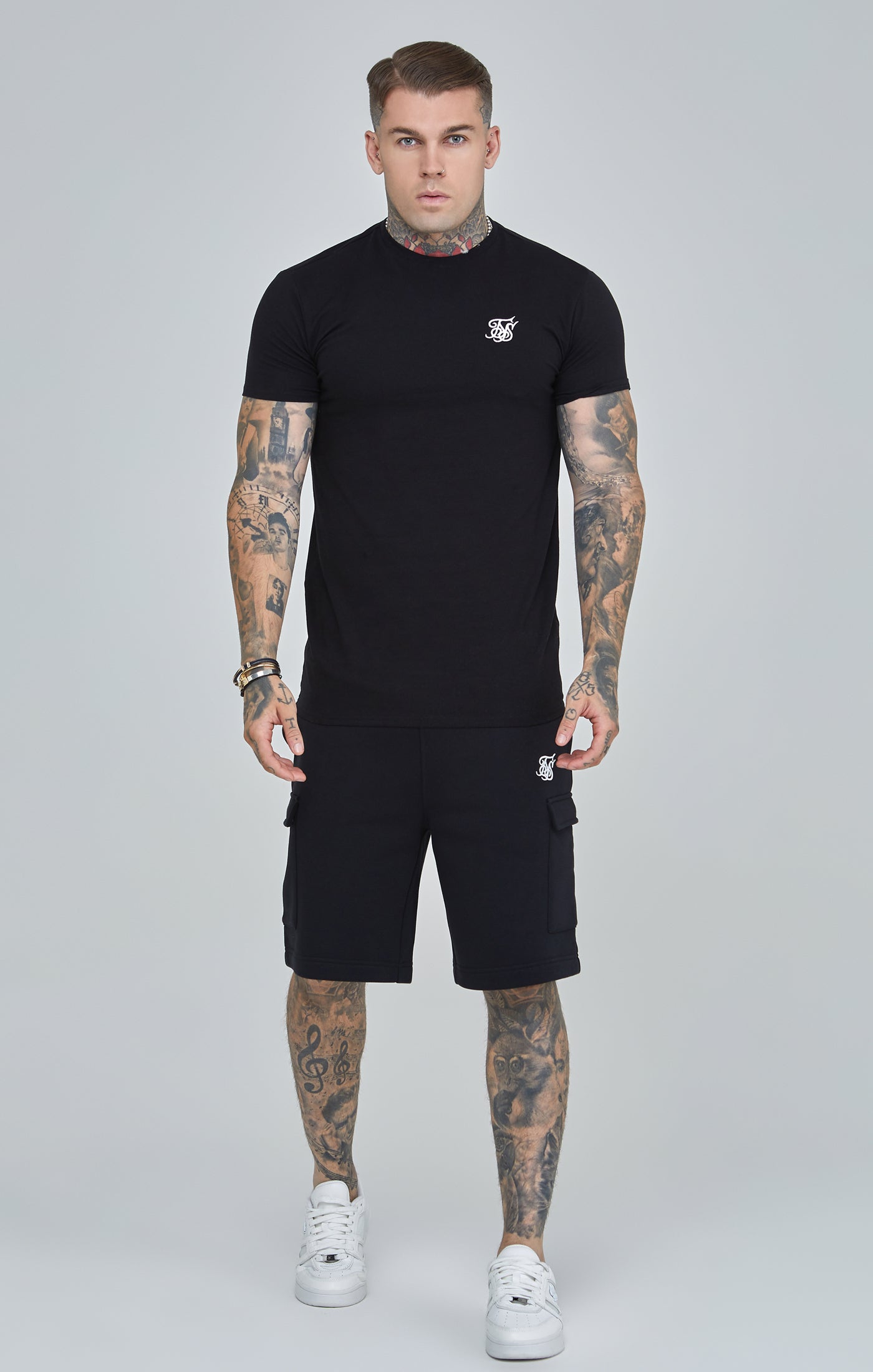 Maglietta Essentials in Nero Magliette SikSilk