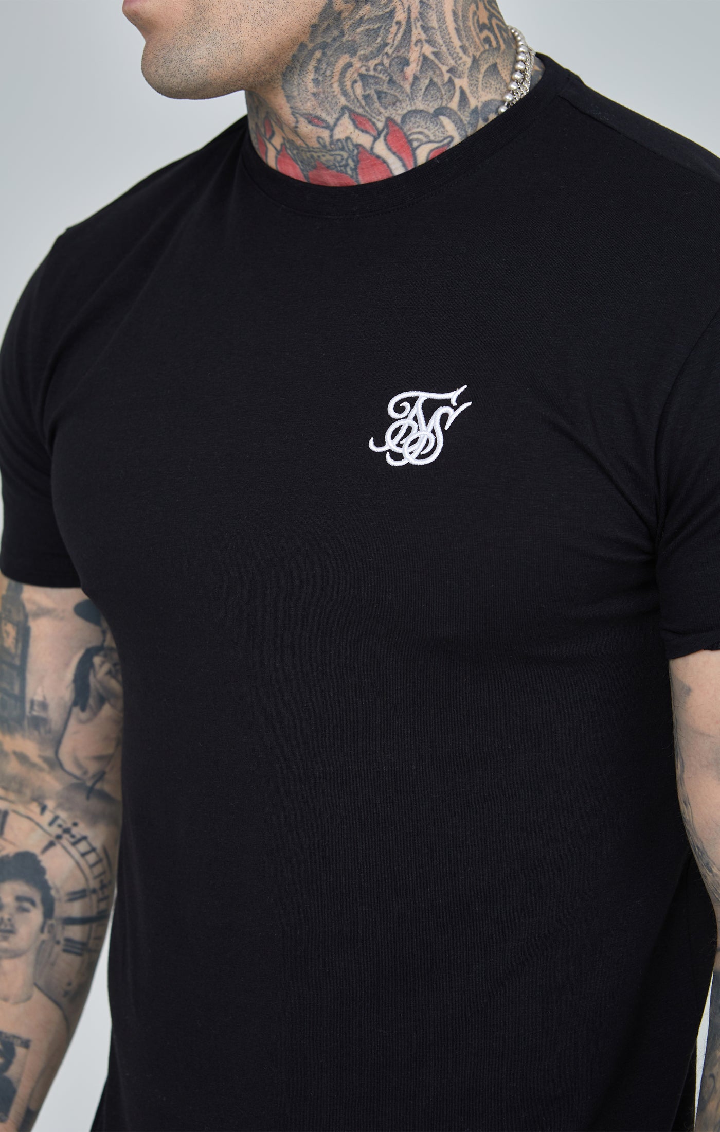Maglietta Essentials in Nero Magliette SikSilk