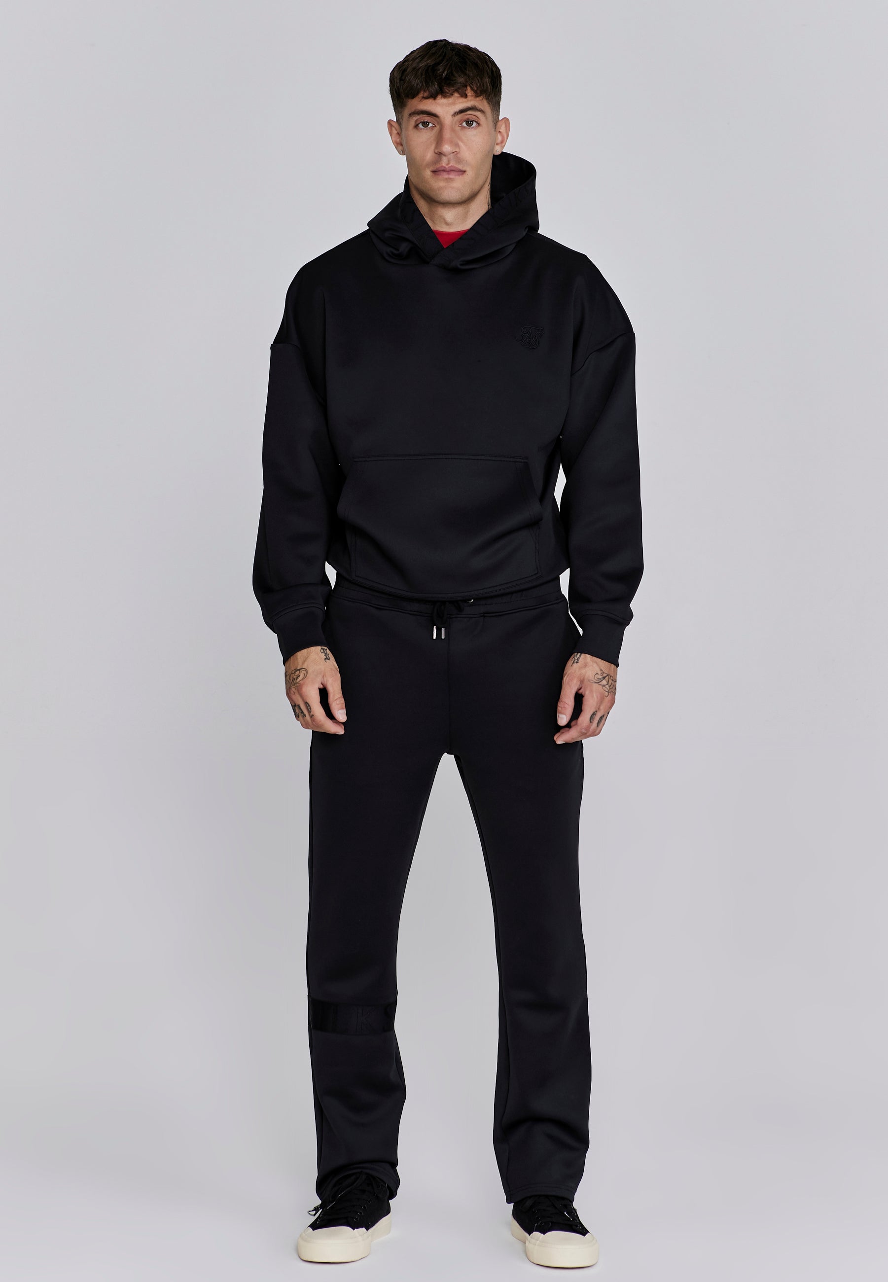 Felpa con cappuccio oversize Dynamic in nero Felpa con cappuccio SikSilk