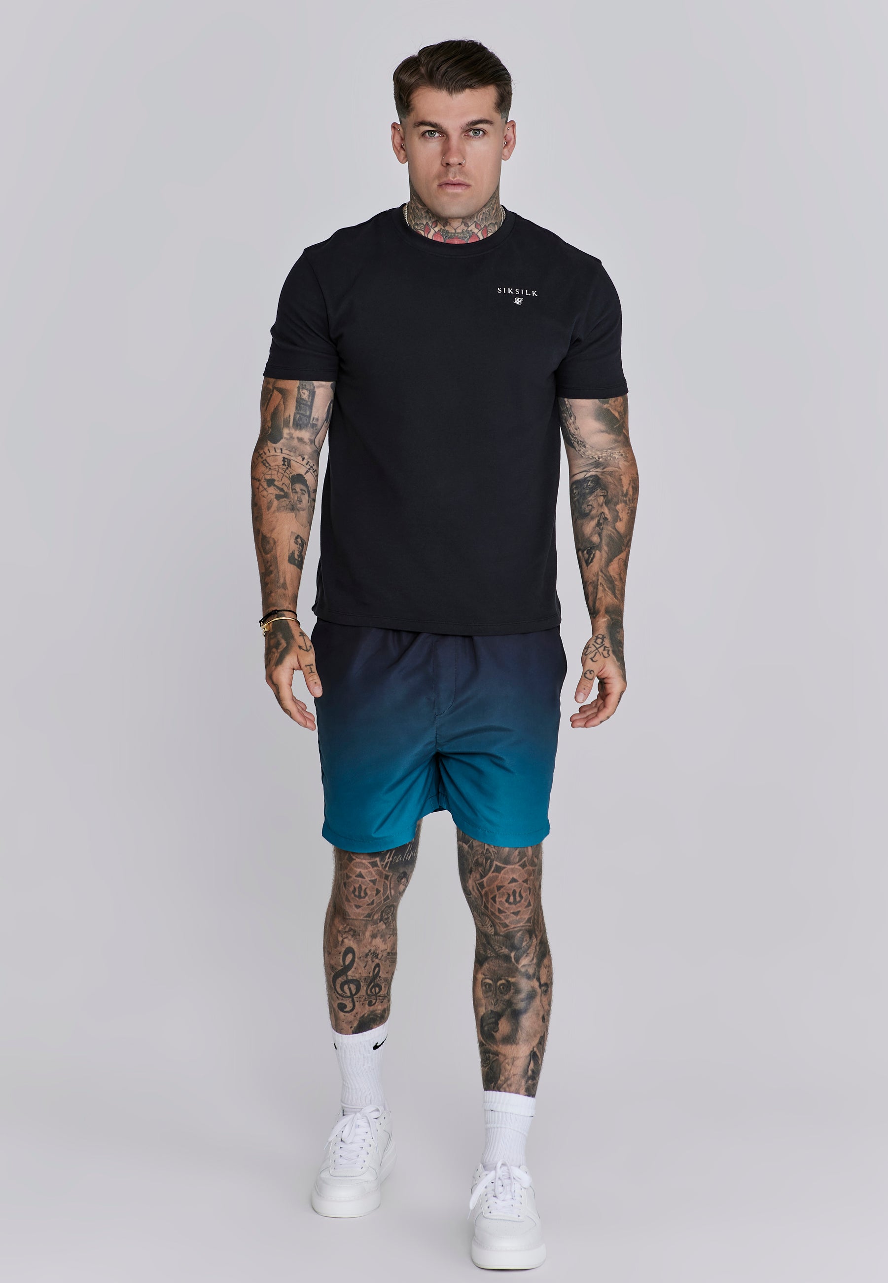 Pantaloncini da bagno Fade in nero, calzoncini da bagno verde acqua SikSilk