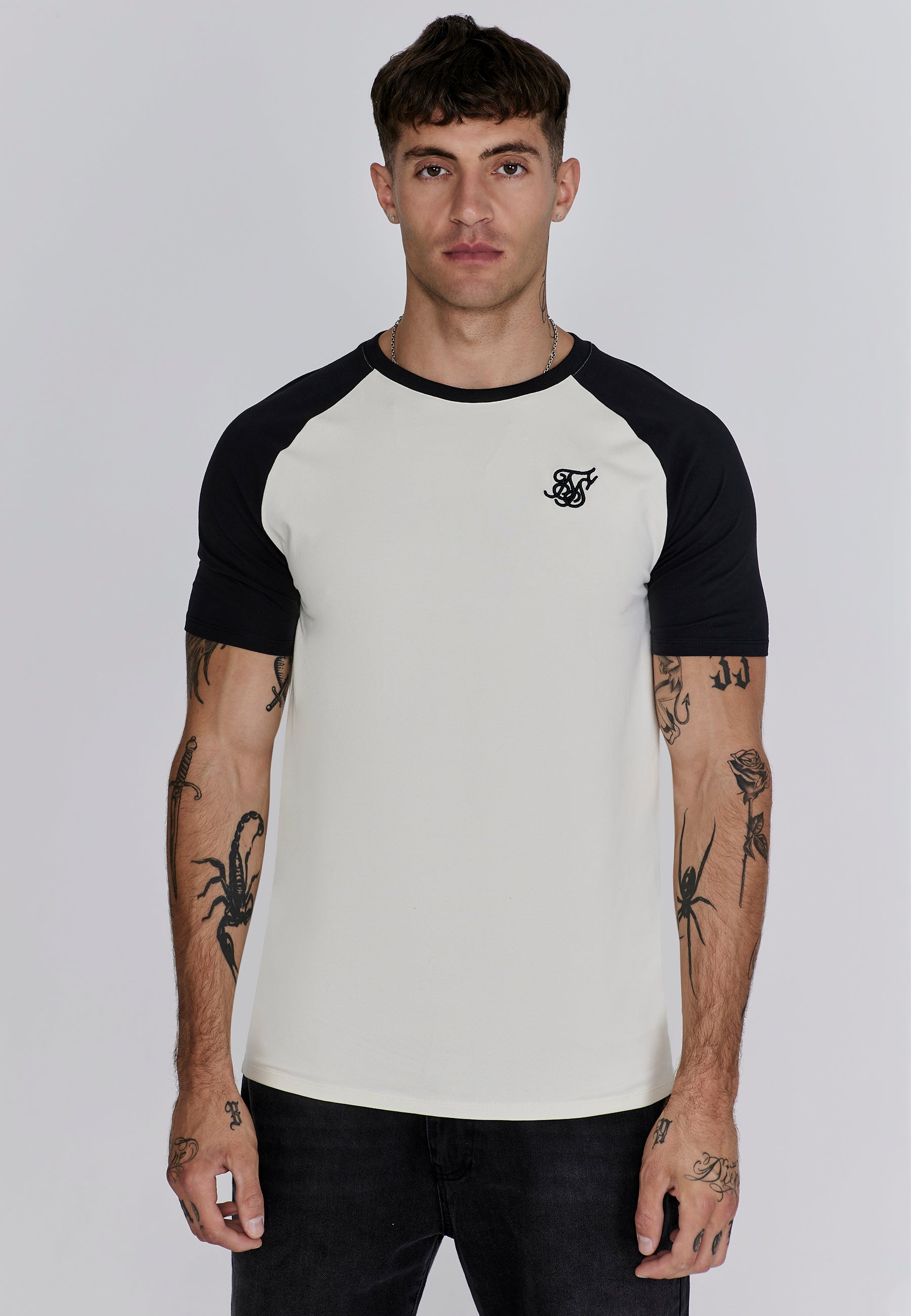 Maglietta Raglan in Ecru, Nero Magliette SikSilk