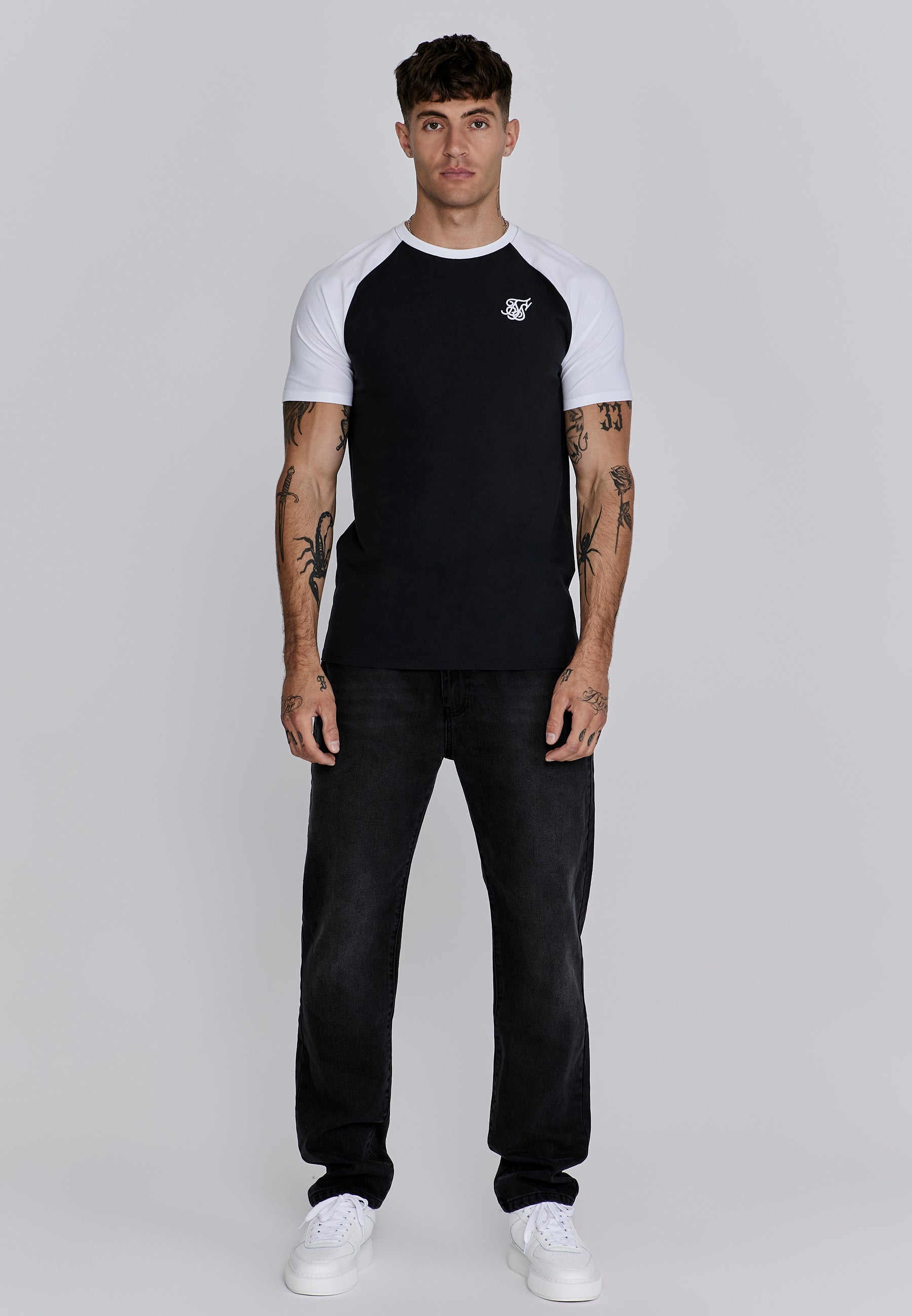 Maglietta Raglan in Nero, Bianco Magliette SikSilk