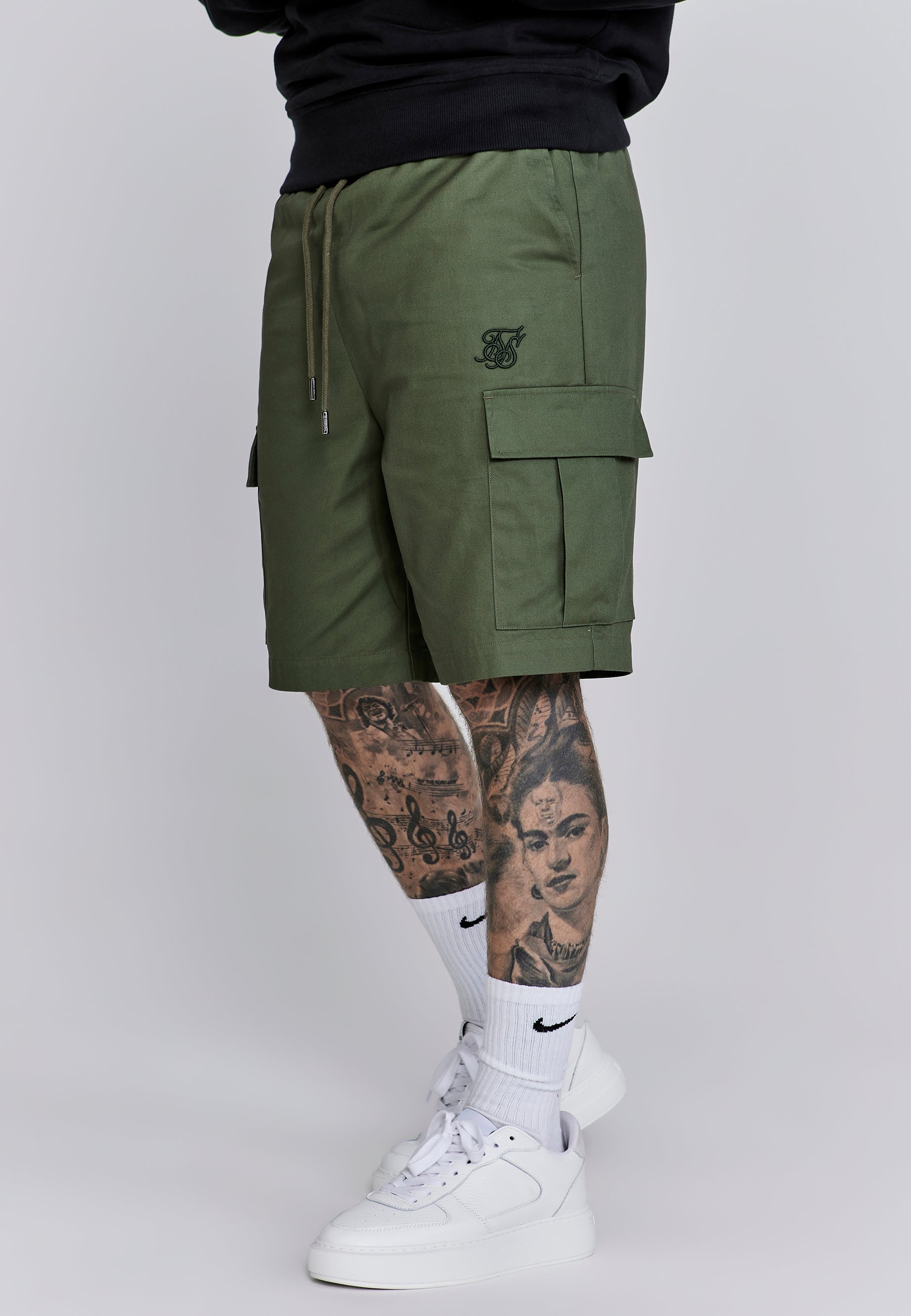 Pantaloncini Cargo in verde SikSilk