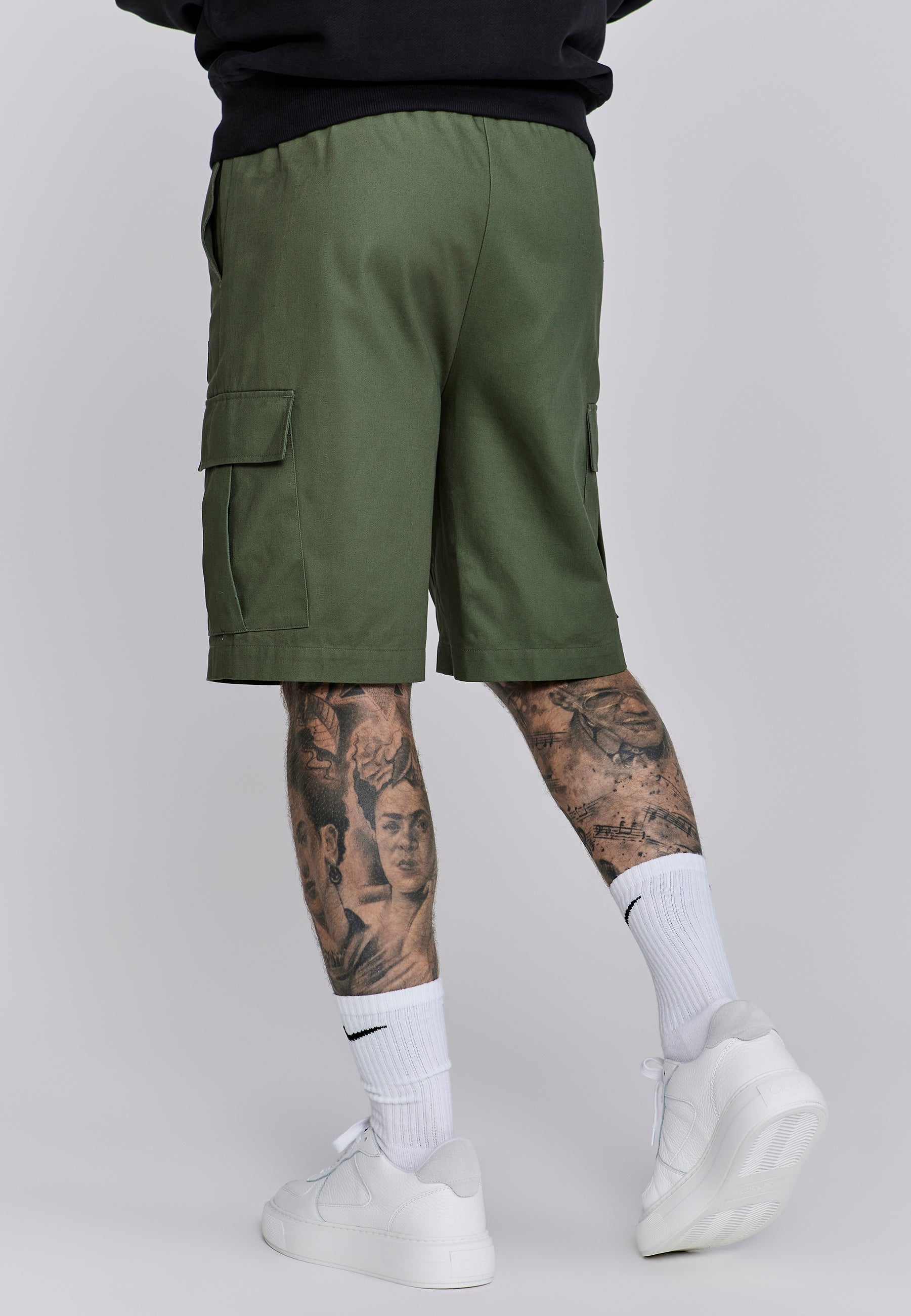 Pantaloncini Cargo in verde SikSilk