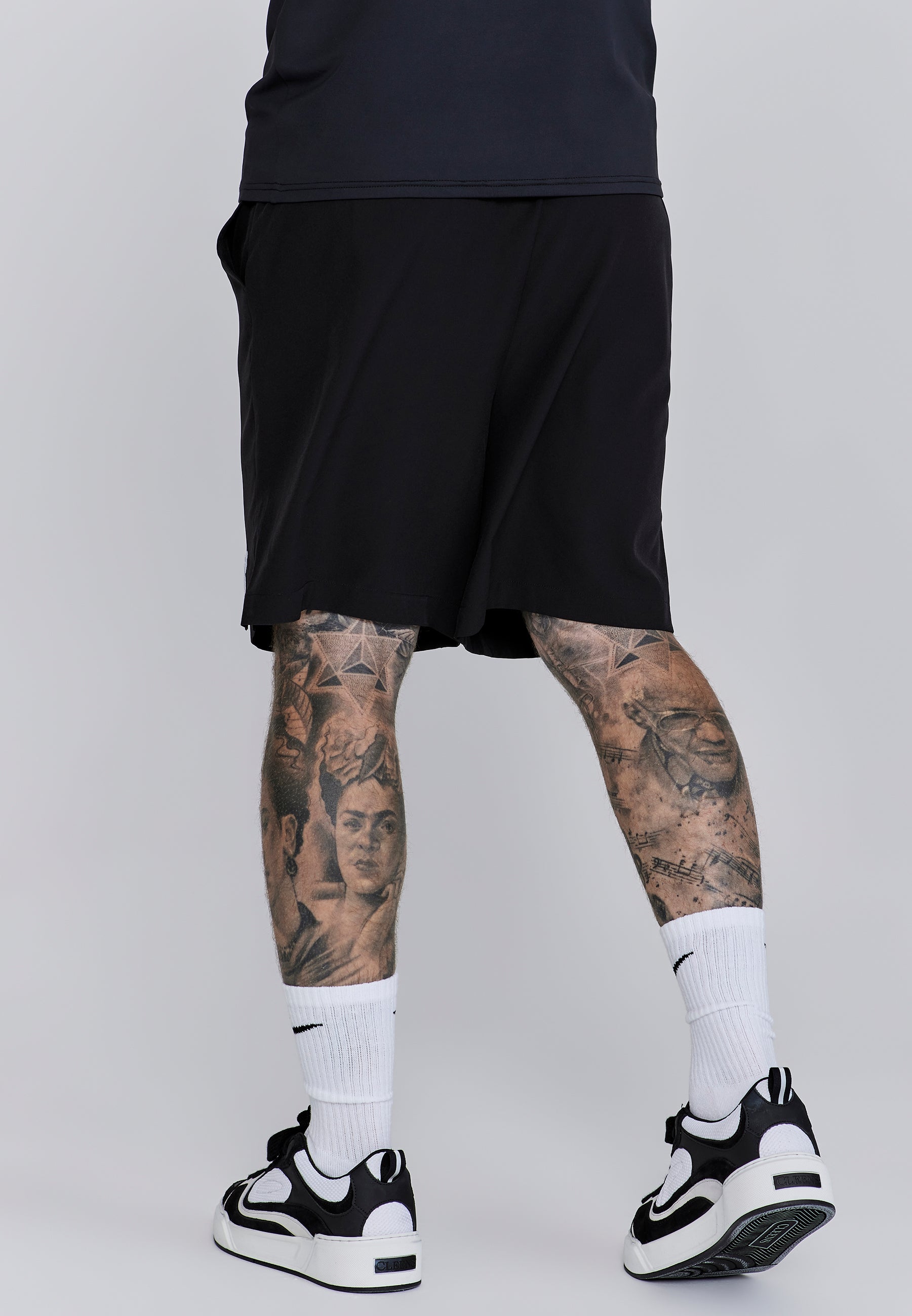 Pantaloncini corti in nero SikSilk