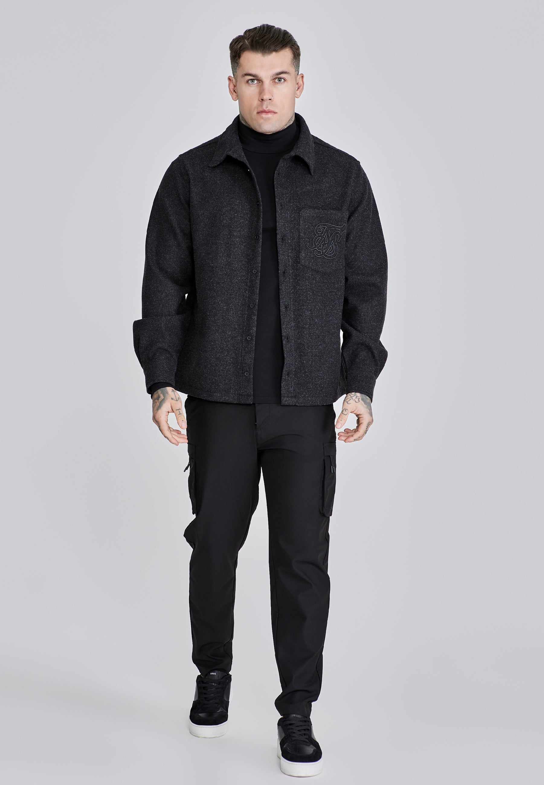 Camicia over in grigio scuro SikSilk