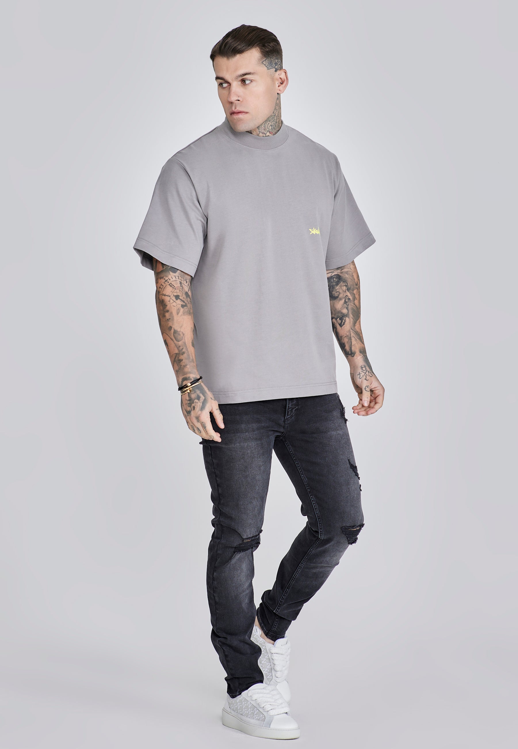 Maglietta oversize in grigio, giallo neon SikSilk