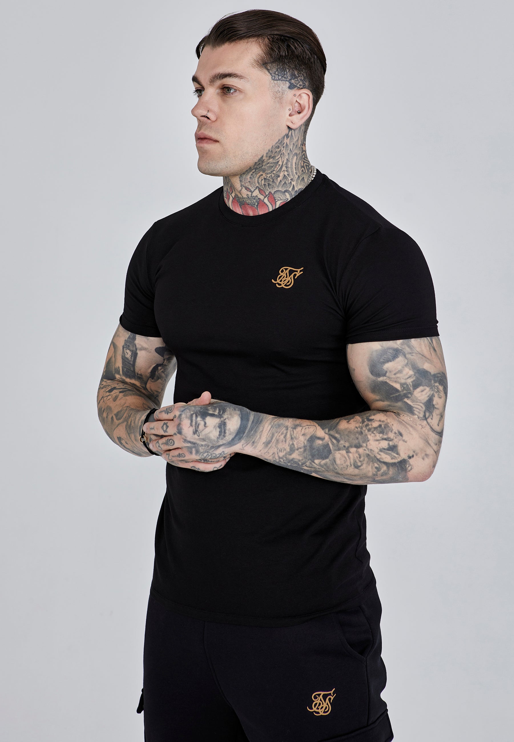Maglietta Muscle Fit in nero Magliette SikSilk