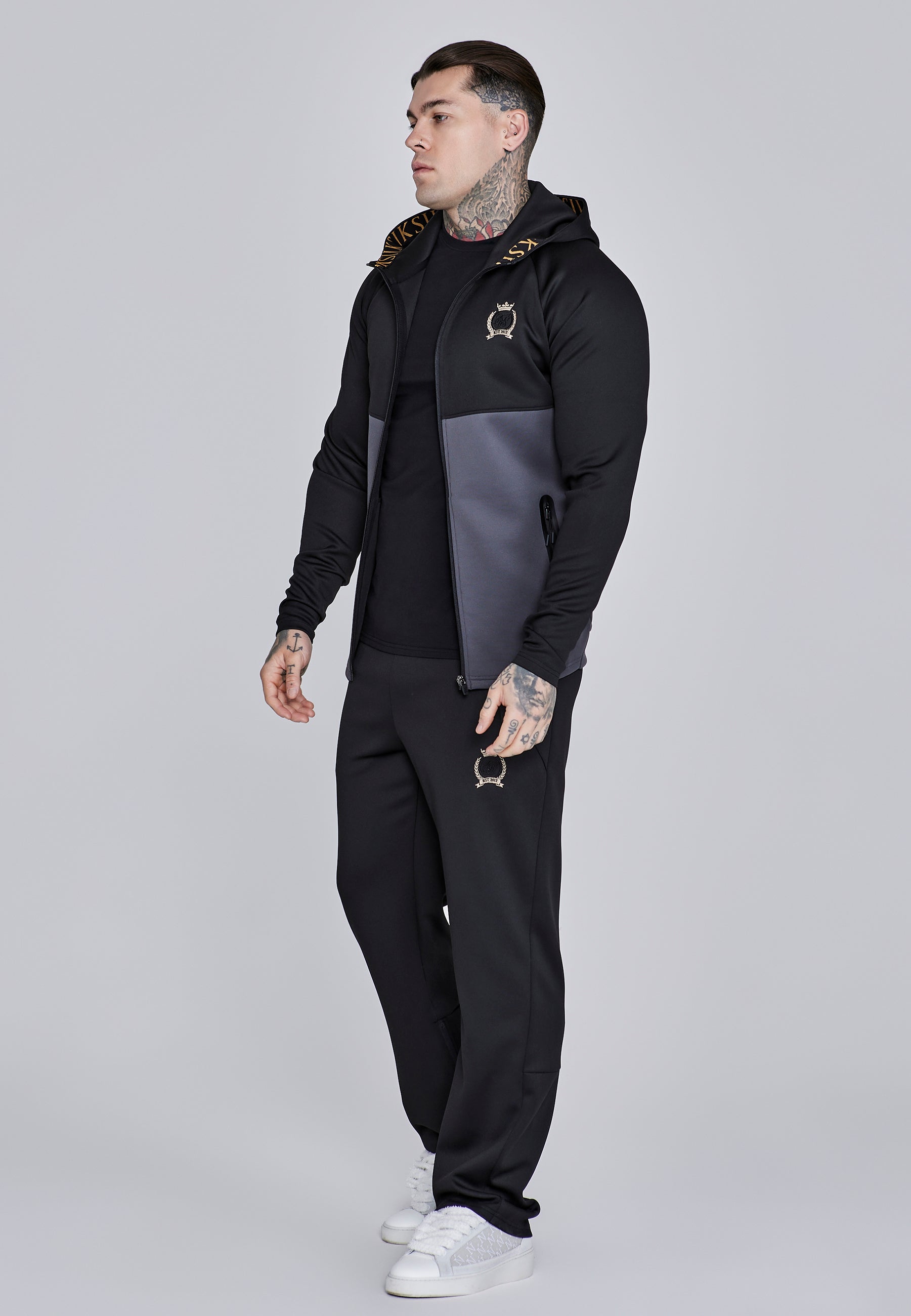 Felpa con cappuccio con zip integrale in nero, giacche felpate grigie SikSilk