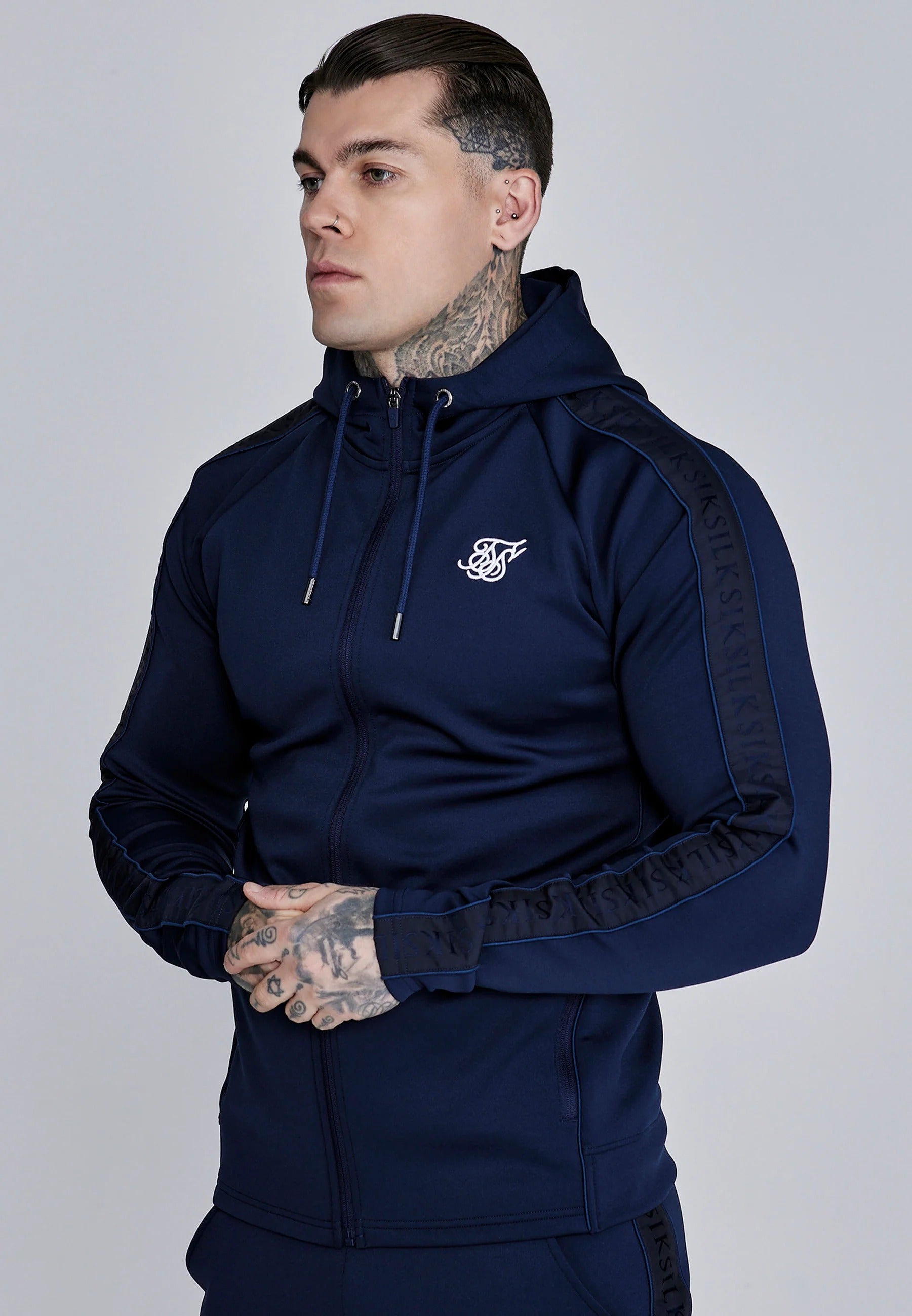 Set felpa con cappuccio e Joggers in Marina SikSilk