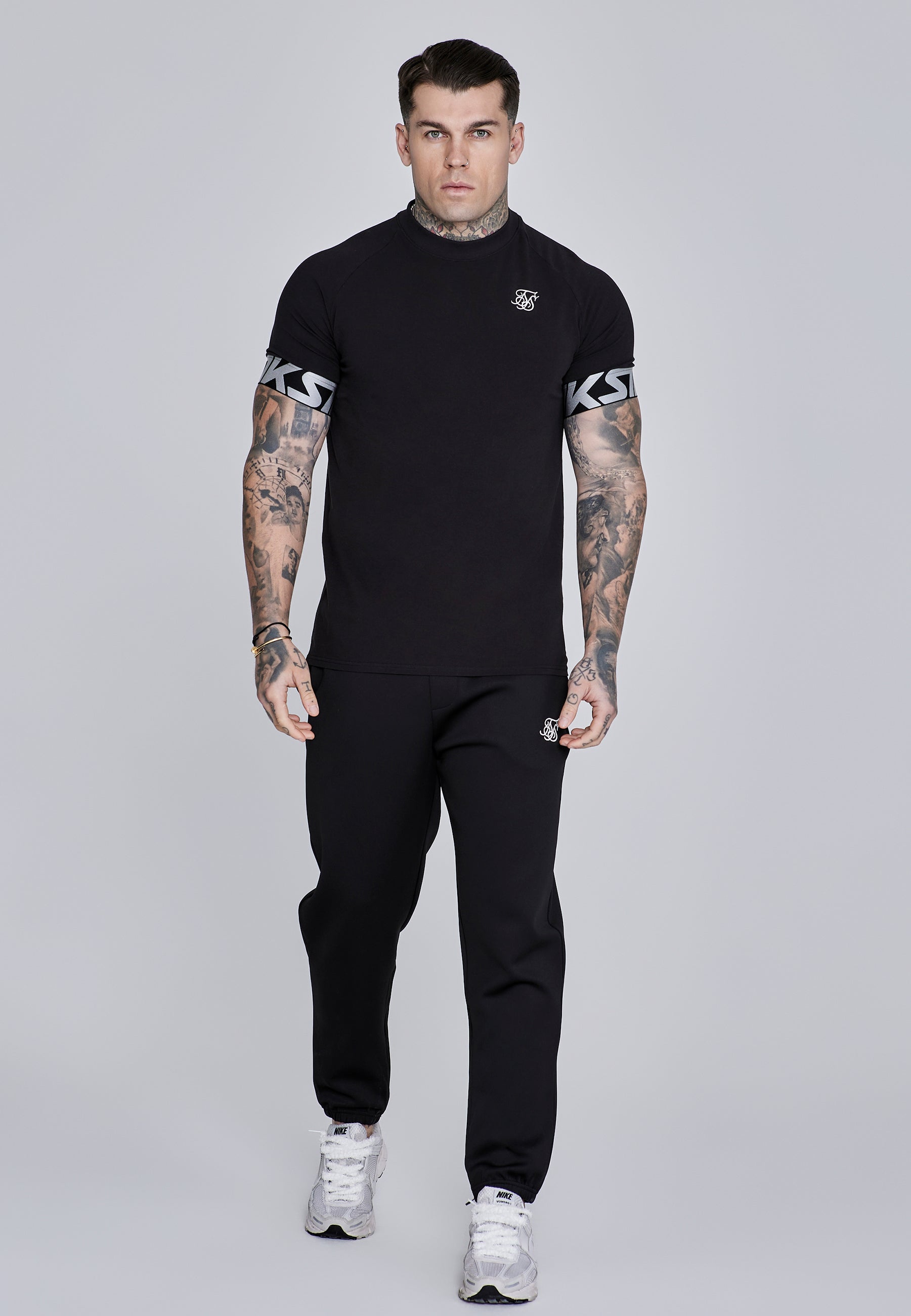 Maglietta Tech in nero Magliette SikSilk