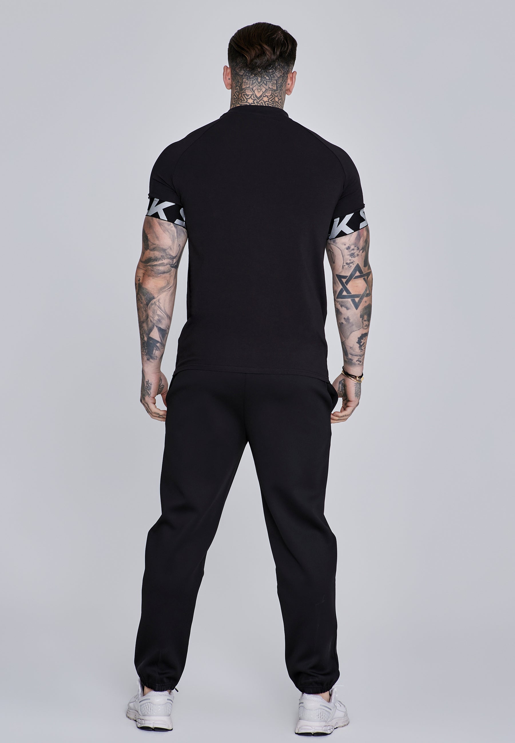 Maglietta Tech in nero Magliette SikSilk
