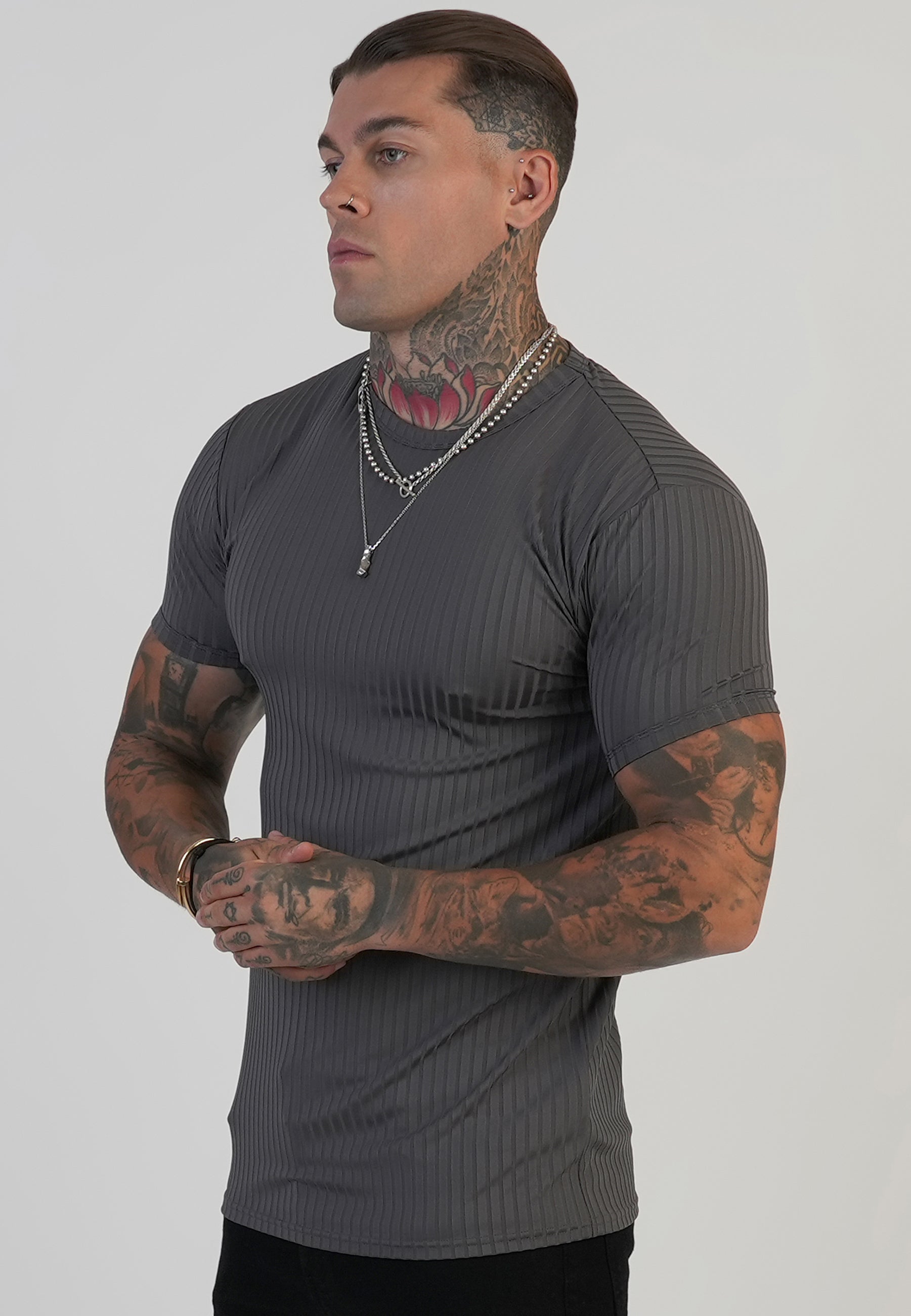 Maglietta Muscle Fit in marrone scuro Magliette SikSilk
