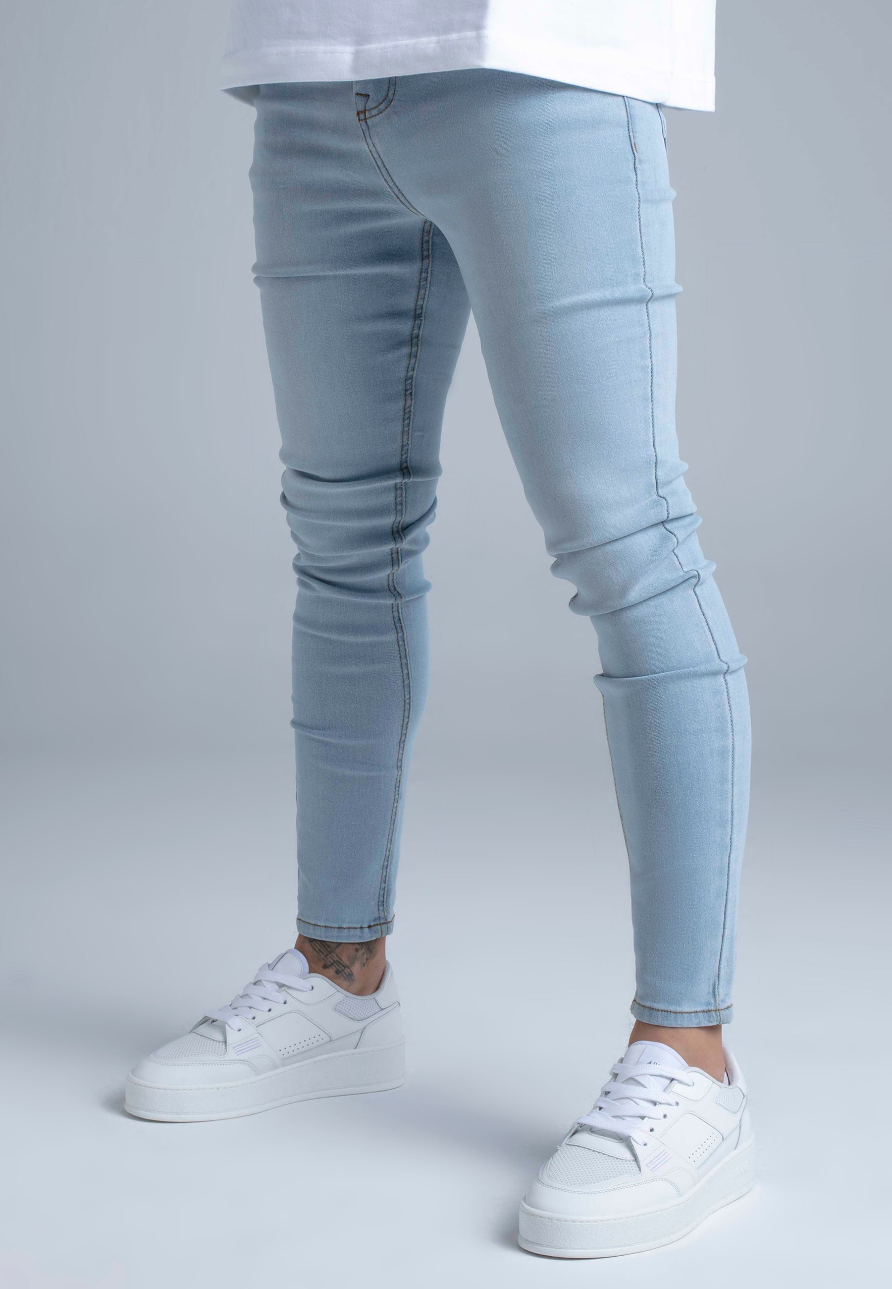 Jeans skinny in blu chiaro lavato