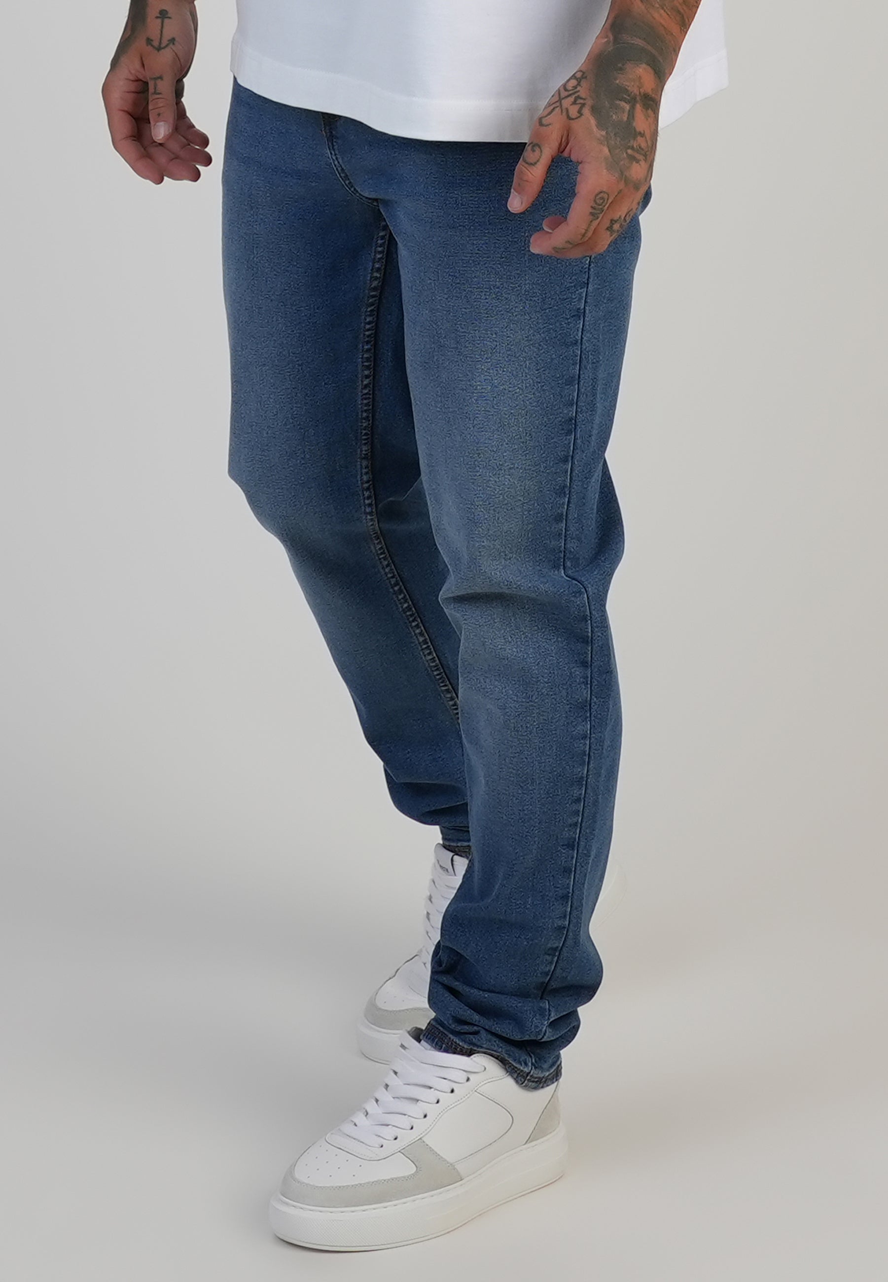 Jeans slim fit in blu medio lavato SikSilk