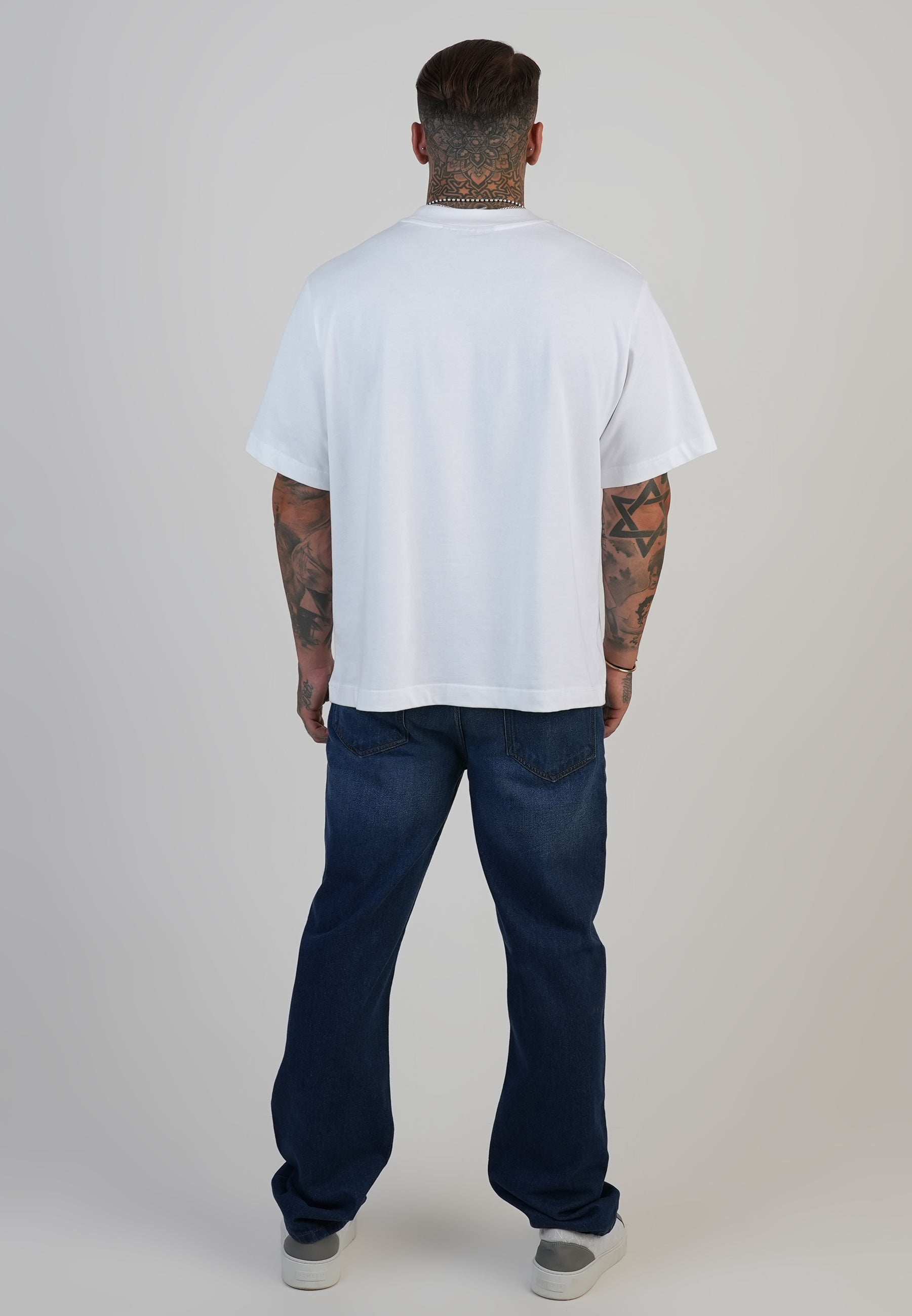 Jeans straight fit in blu scuro lavato SikSilk