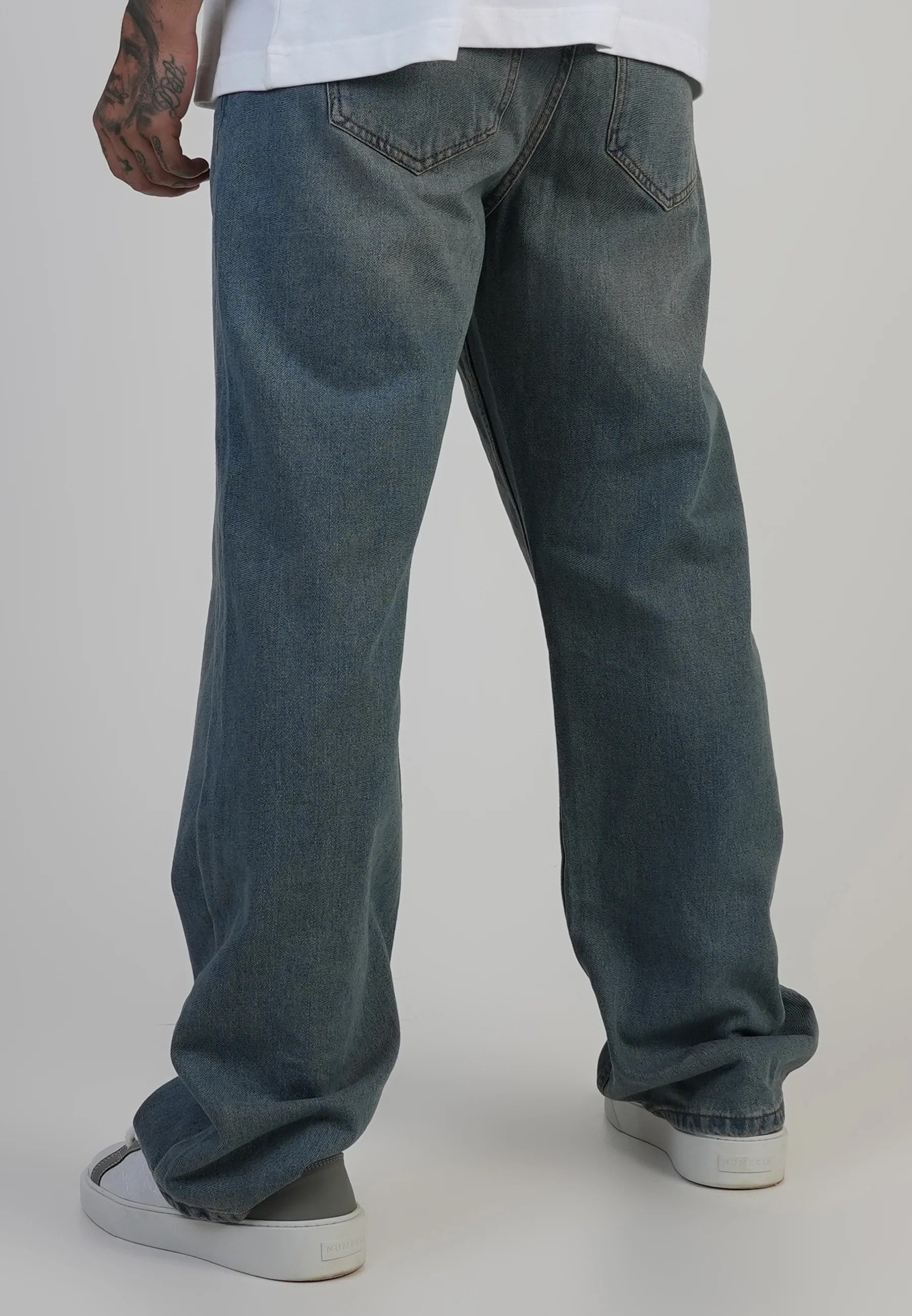 Jeans loose fit in blu vintage lavato