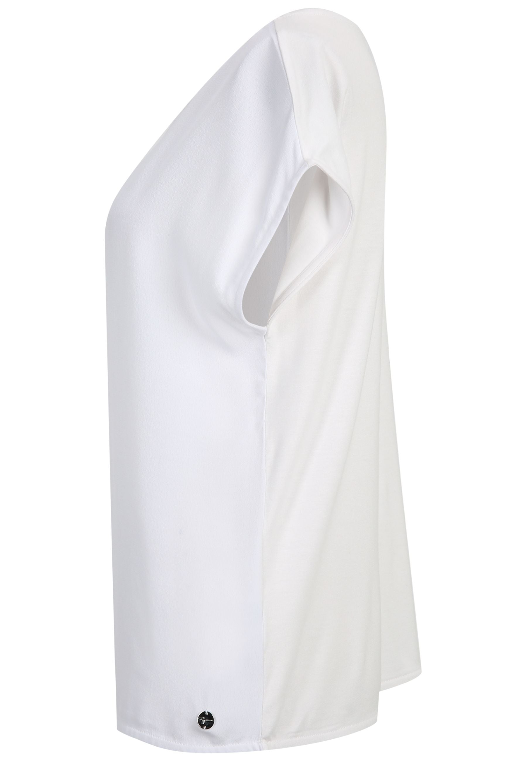 Albony in T-shirt bianche e brillanti Tamaris