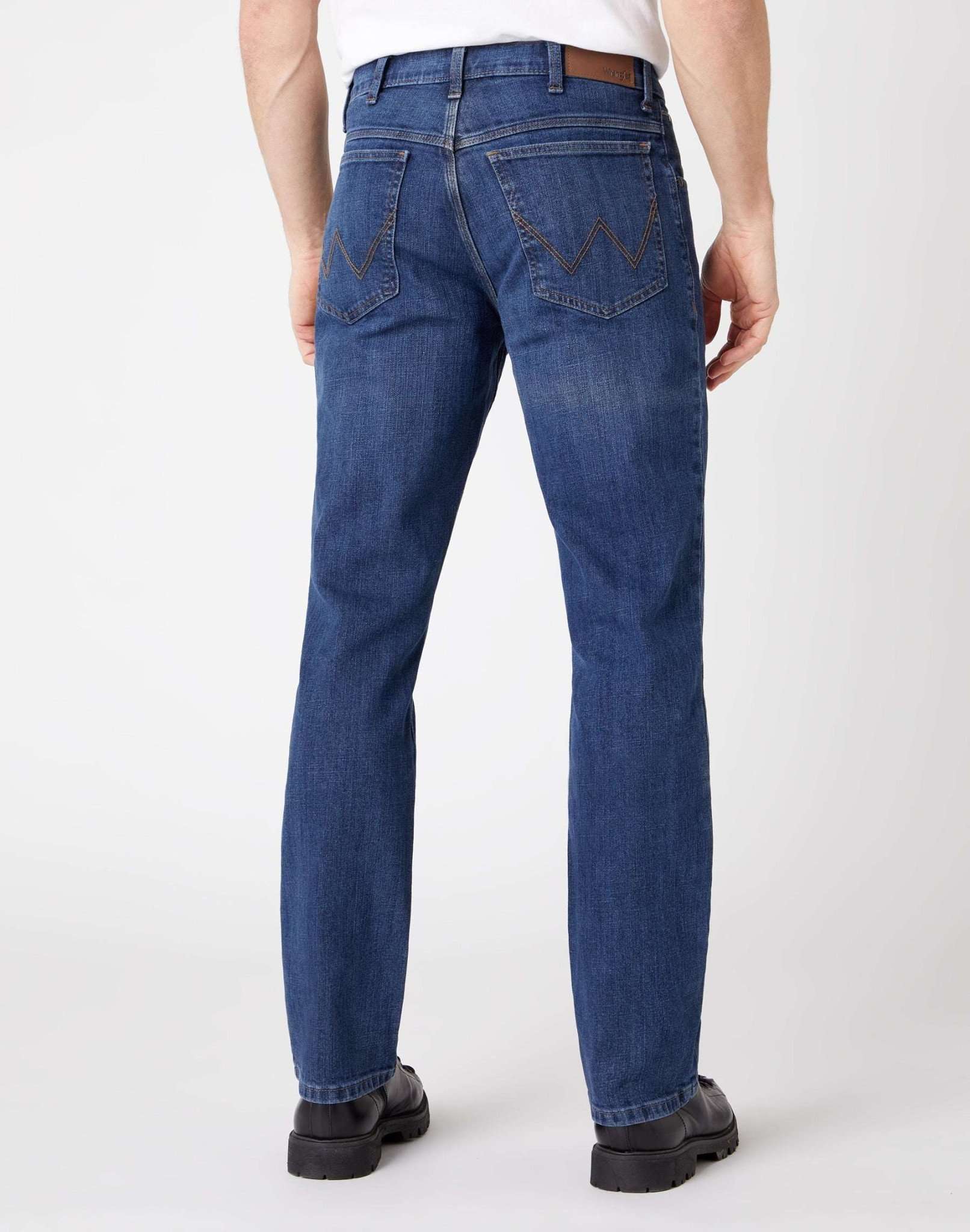 Dritti Low Stretch in pietra scura Jeans Wrangler