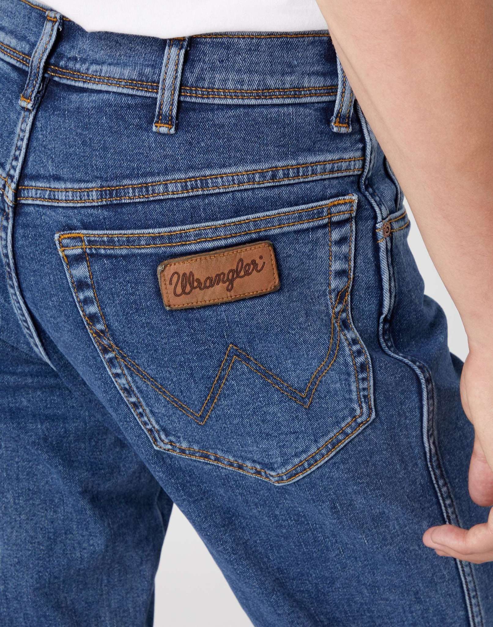 Jeans Texas Medium Stretch con lavaggio a pietra Wrangler
