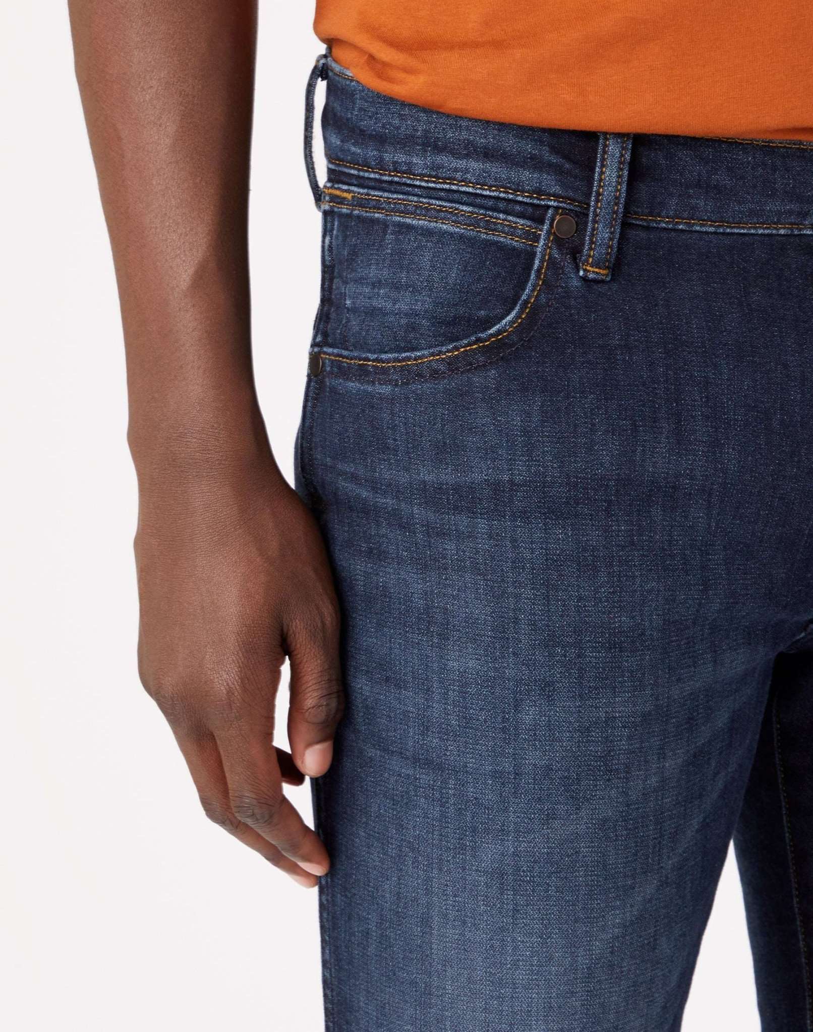 Jeans Larston Medium Stretch in Electric Rodeo Wrangler
