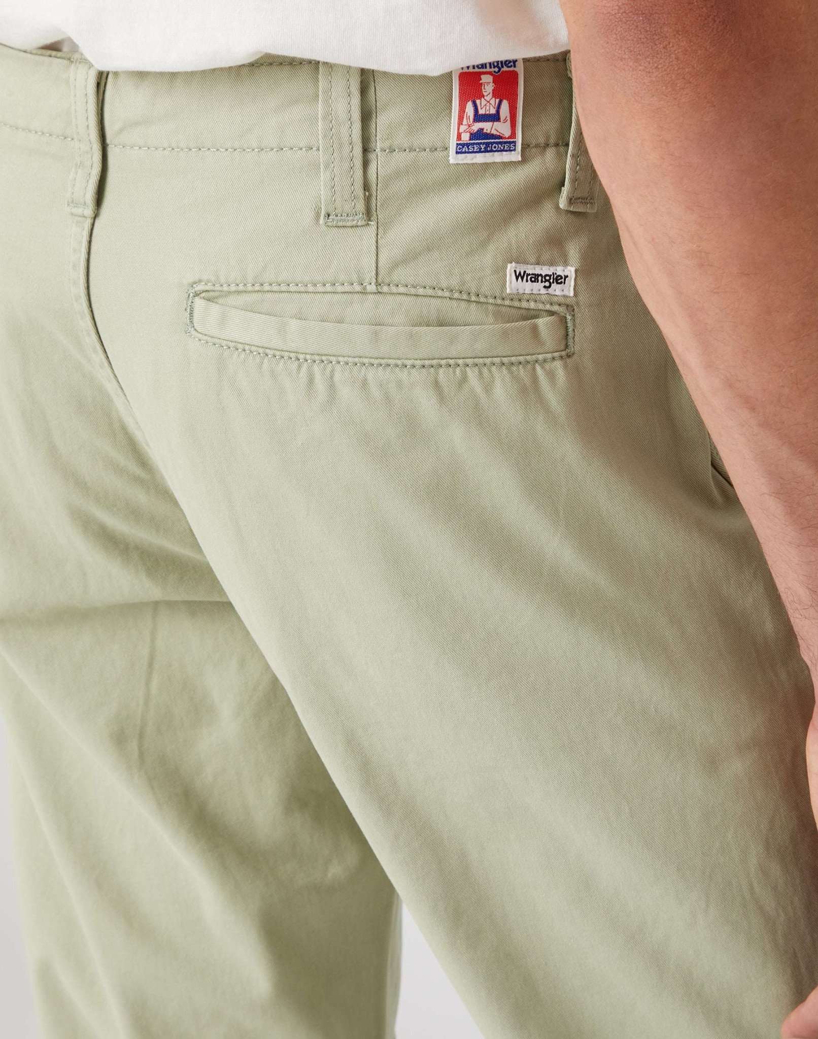 Pantaloni Casey Jones Chino in Tea Leaf Wrangler