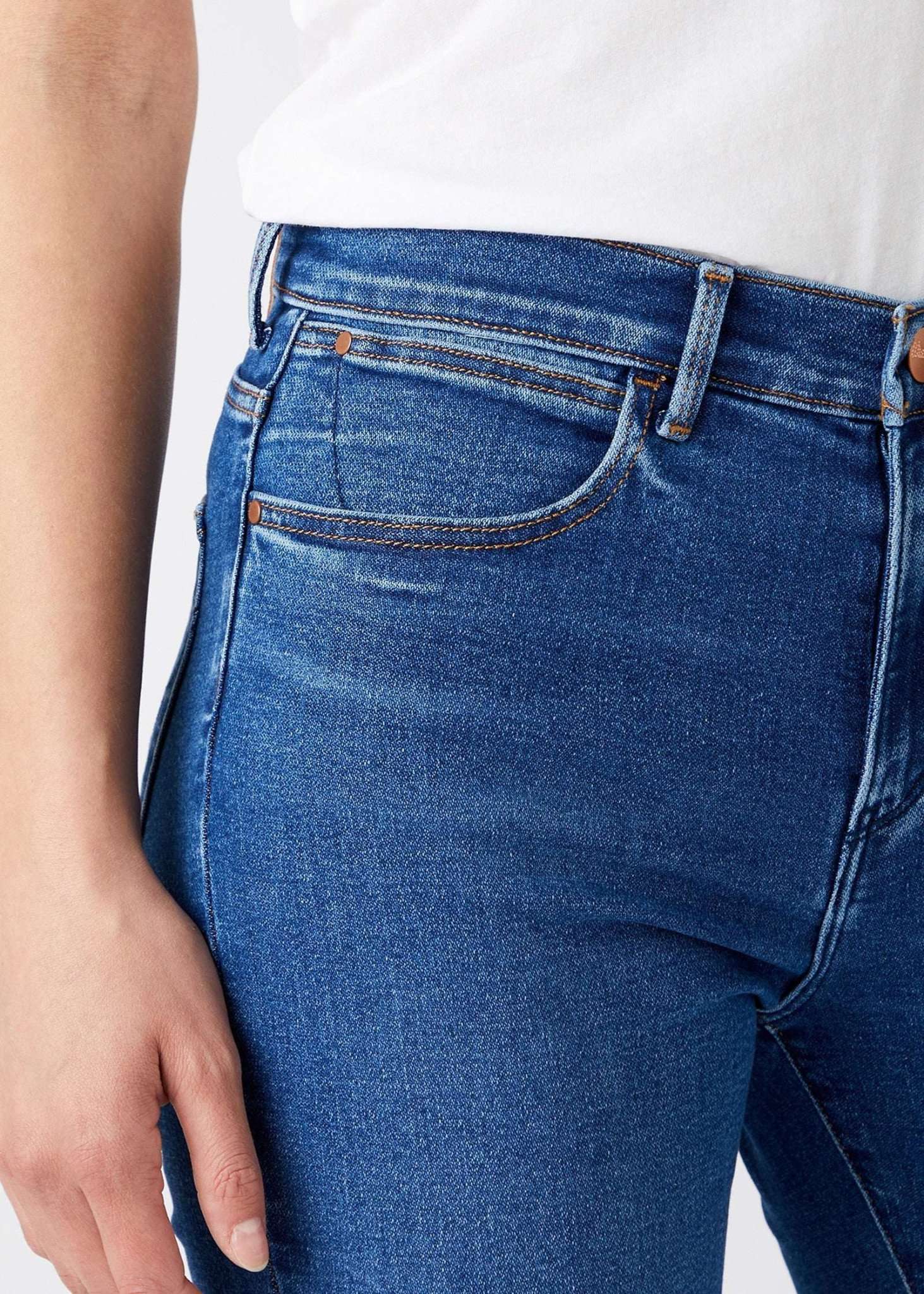 High Rise Jeans skinny in camelia Jeans Wrangler