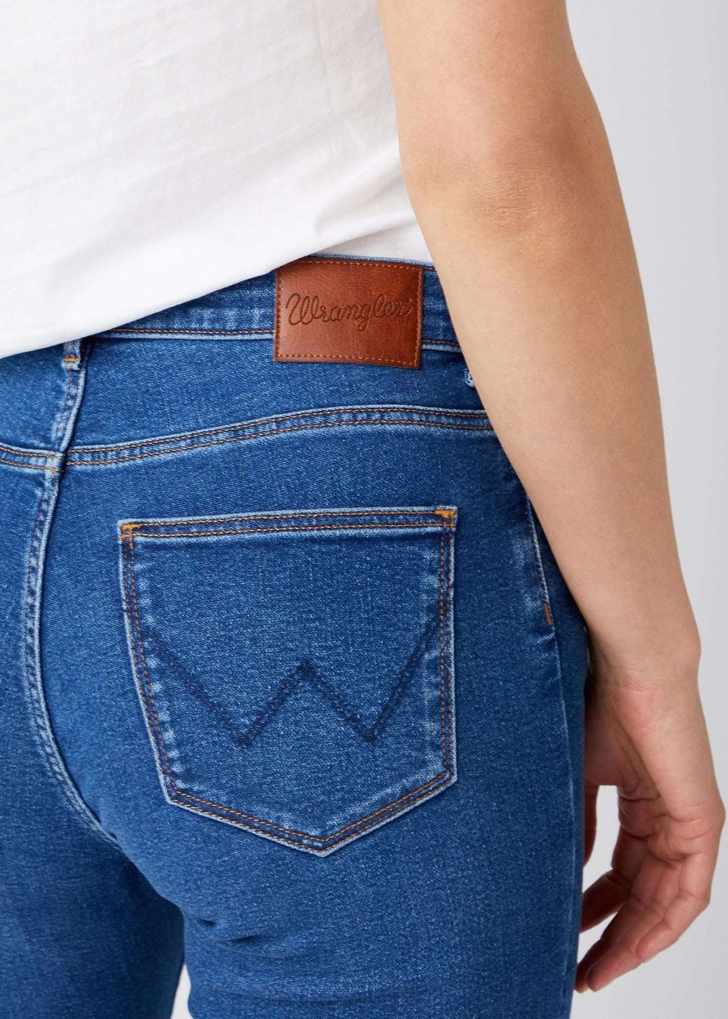 High Rise Jeans skinny in camelia Jeans Wrangler