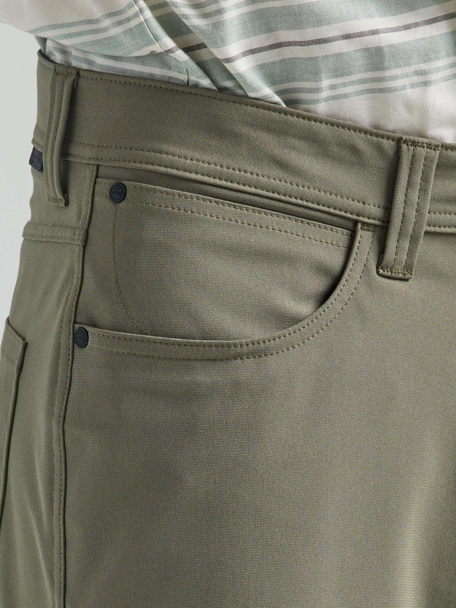 All Terrain Gear FWDS 5 Pocket Pants in Dusty Olive Pantaloni Wrangler