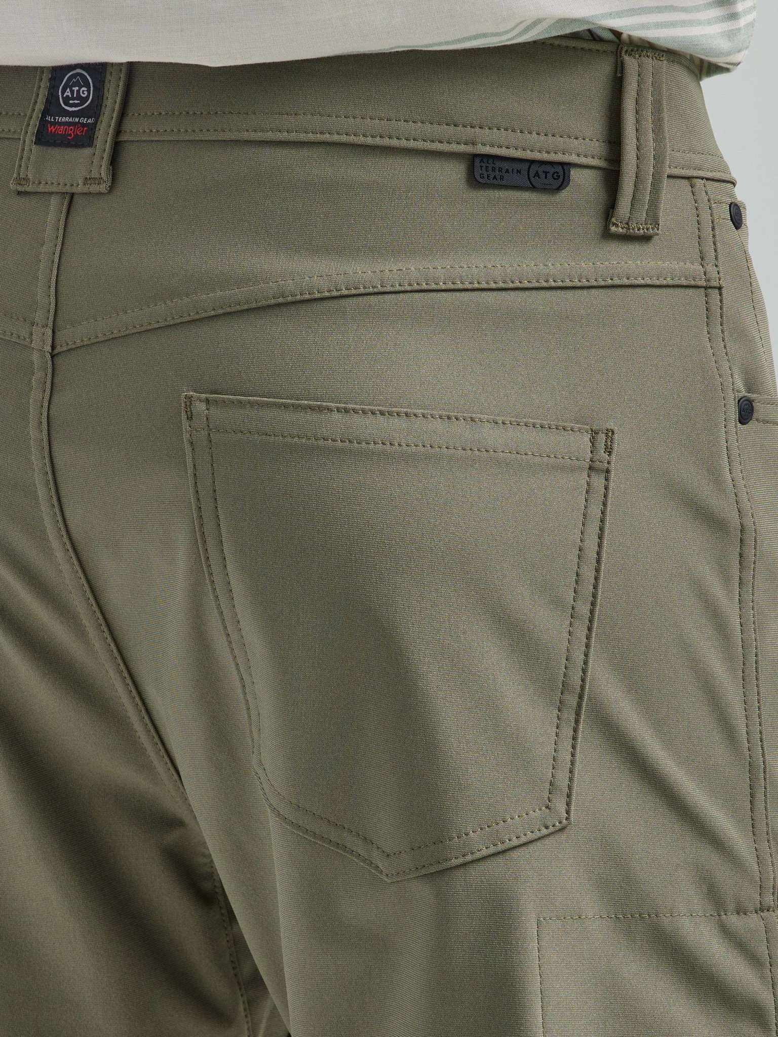 All Terrain Gear FWDS 5 Pocket Pants in Dusty Olive Pantaloni Wrangler