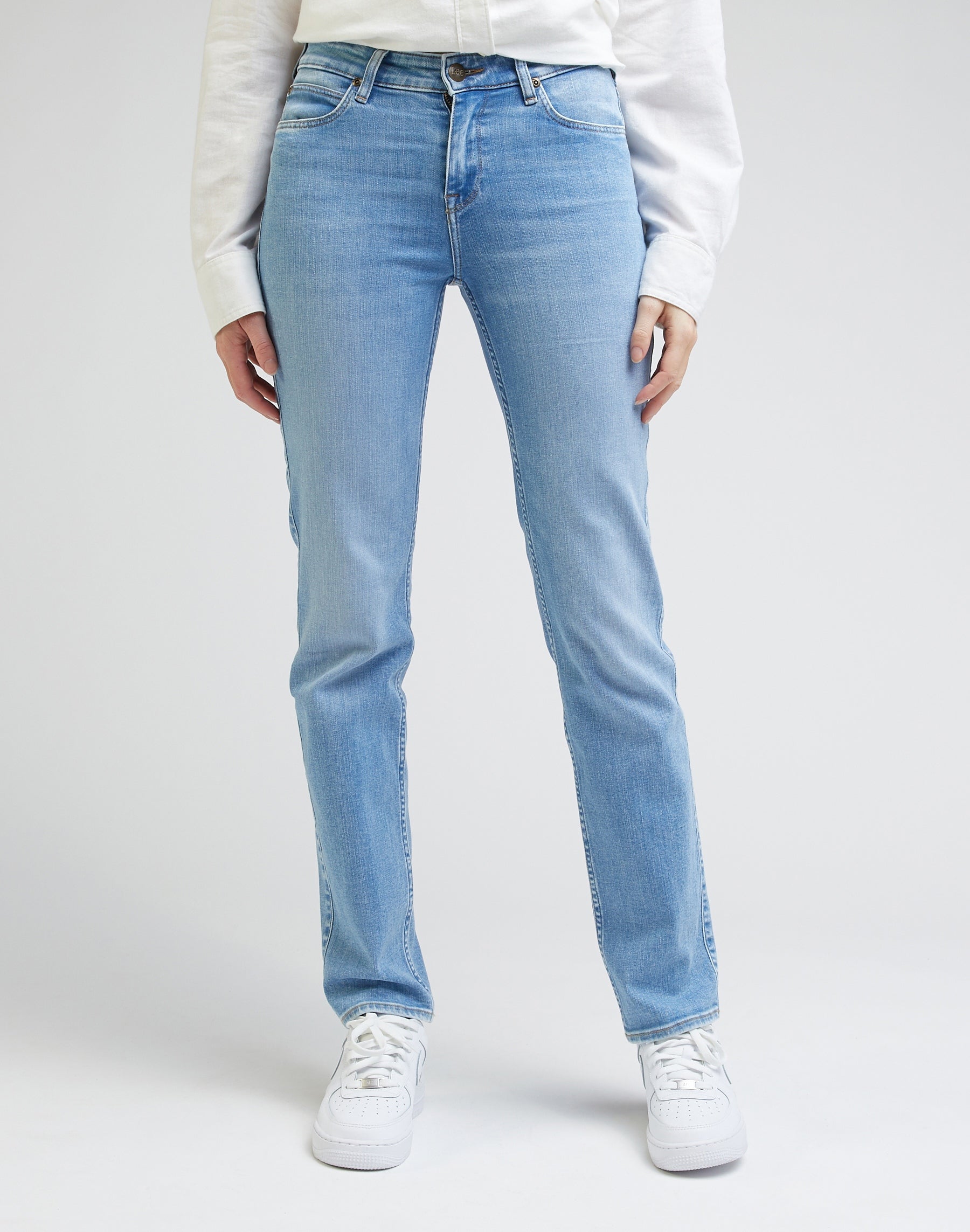 Marion Straight in Jeans Leggeri Lee