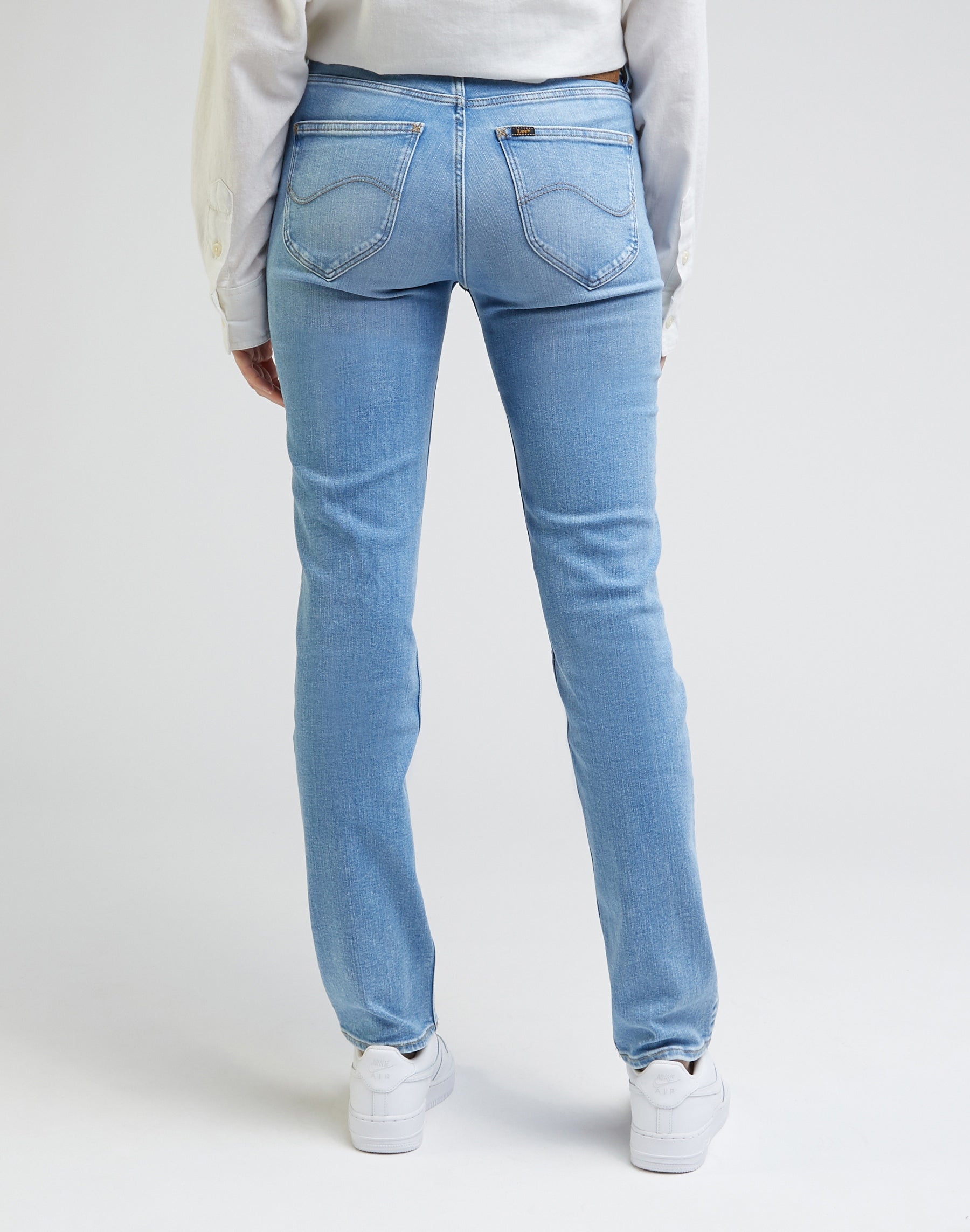 Marion Straight in Jeans Leggeri Lee