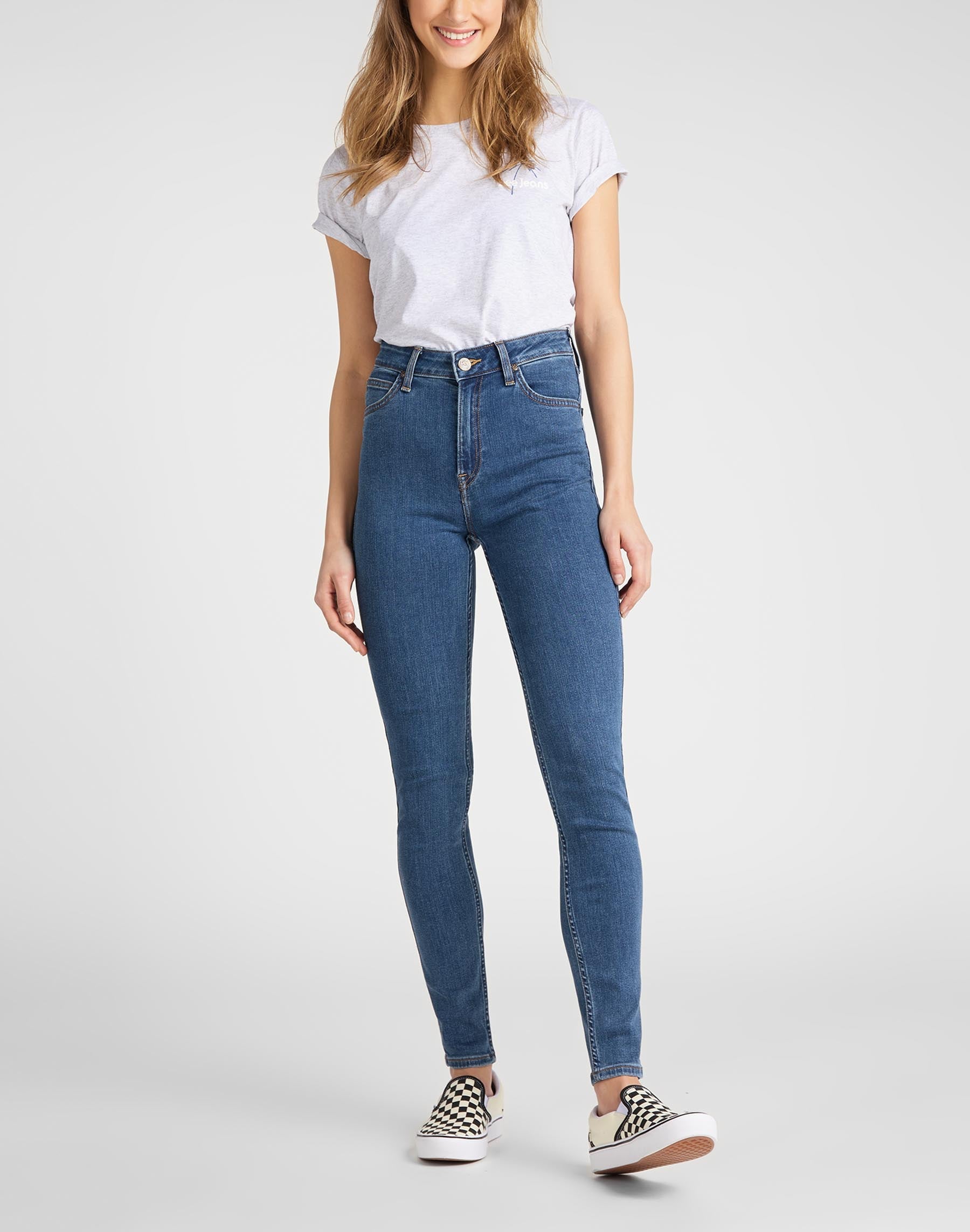 Ivy in jeans Clean Play Lee
