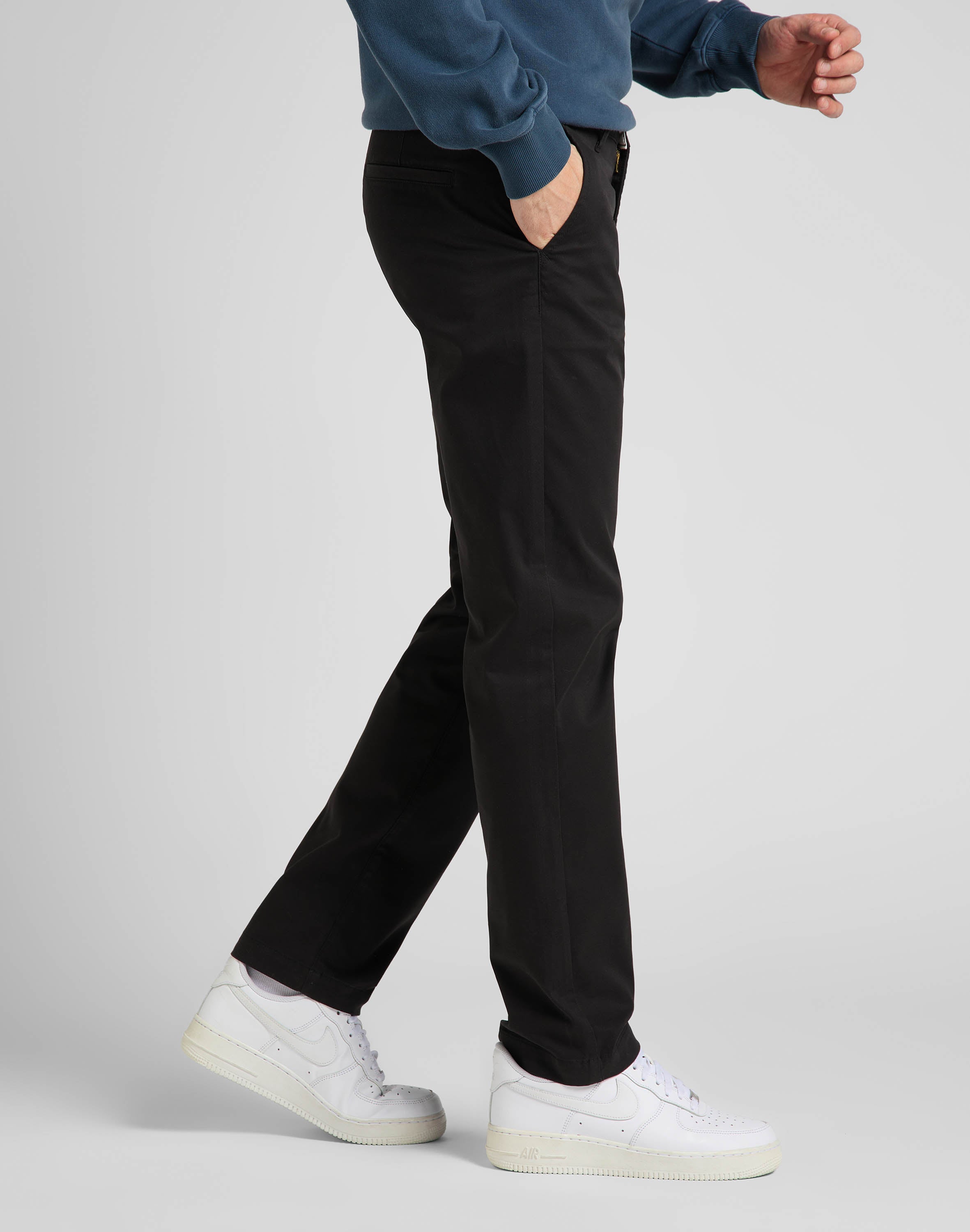 Pantaloni chino regolari in nero Lee