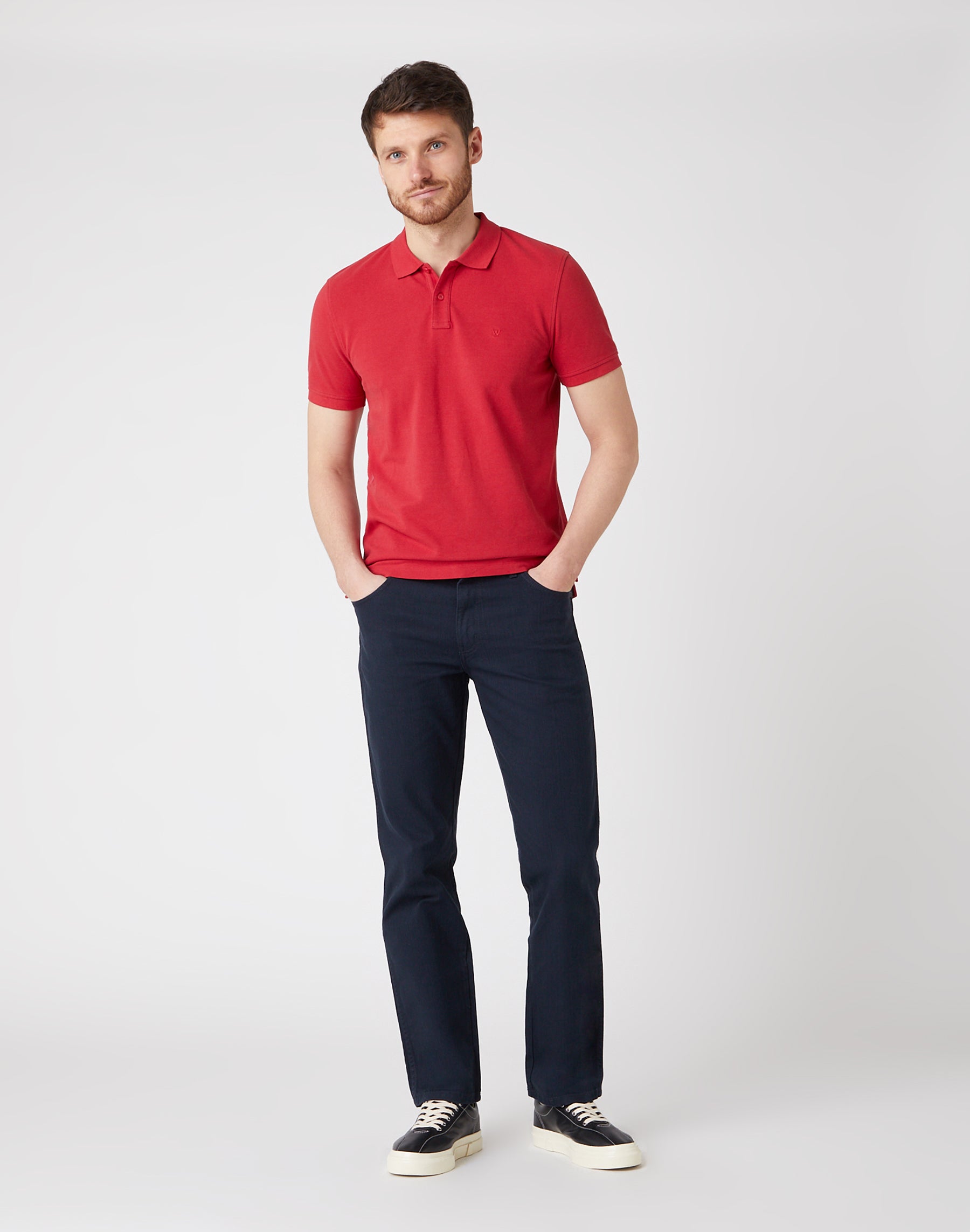 Pantaloni Wrangler dal taglio regolare e poco elasticizzati in stile navy