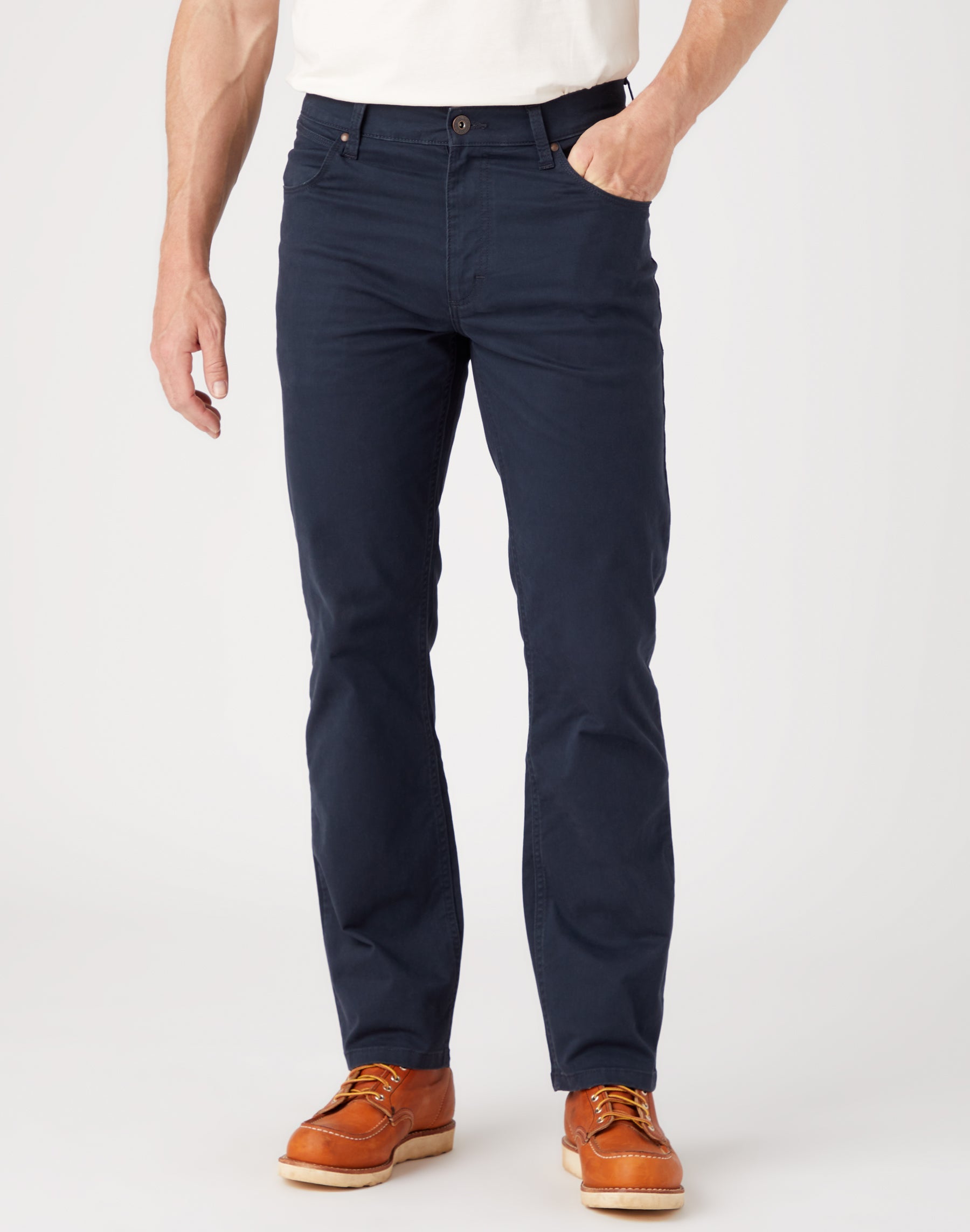 Pantaloni dritti medi elasticizzati Wrangler Navy