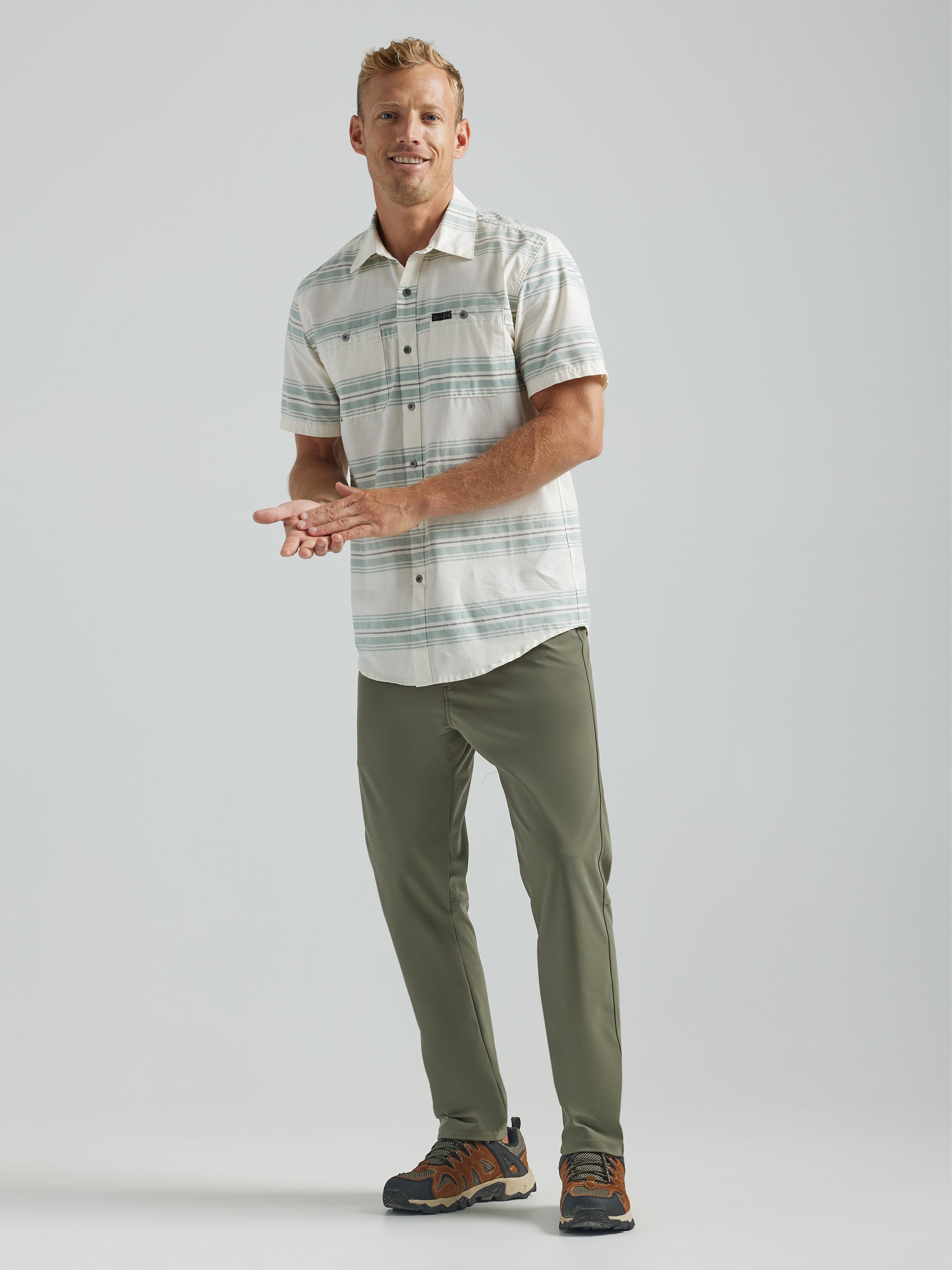 All Terrain Gear FWDS 5 Pocket Pants in Dusty Olive Pantaloni Wrangler
